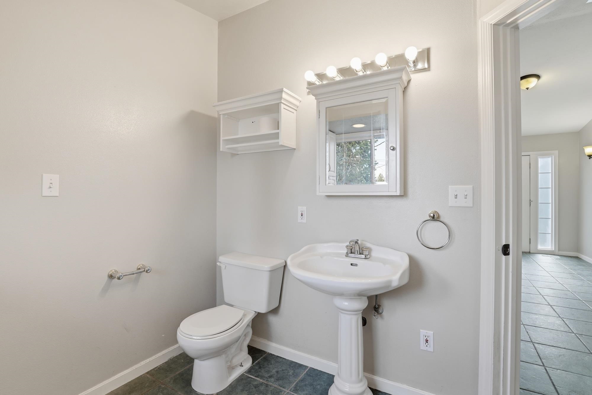 3811 E 8th Ave - Photo 18