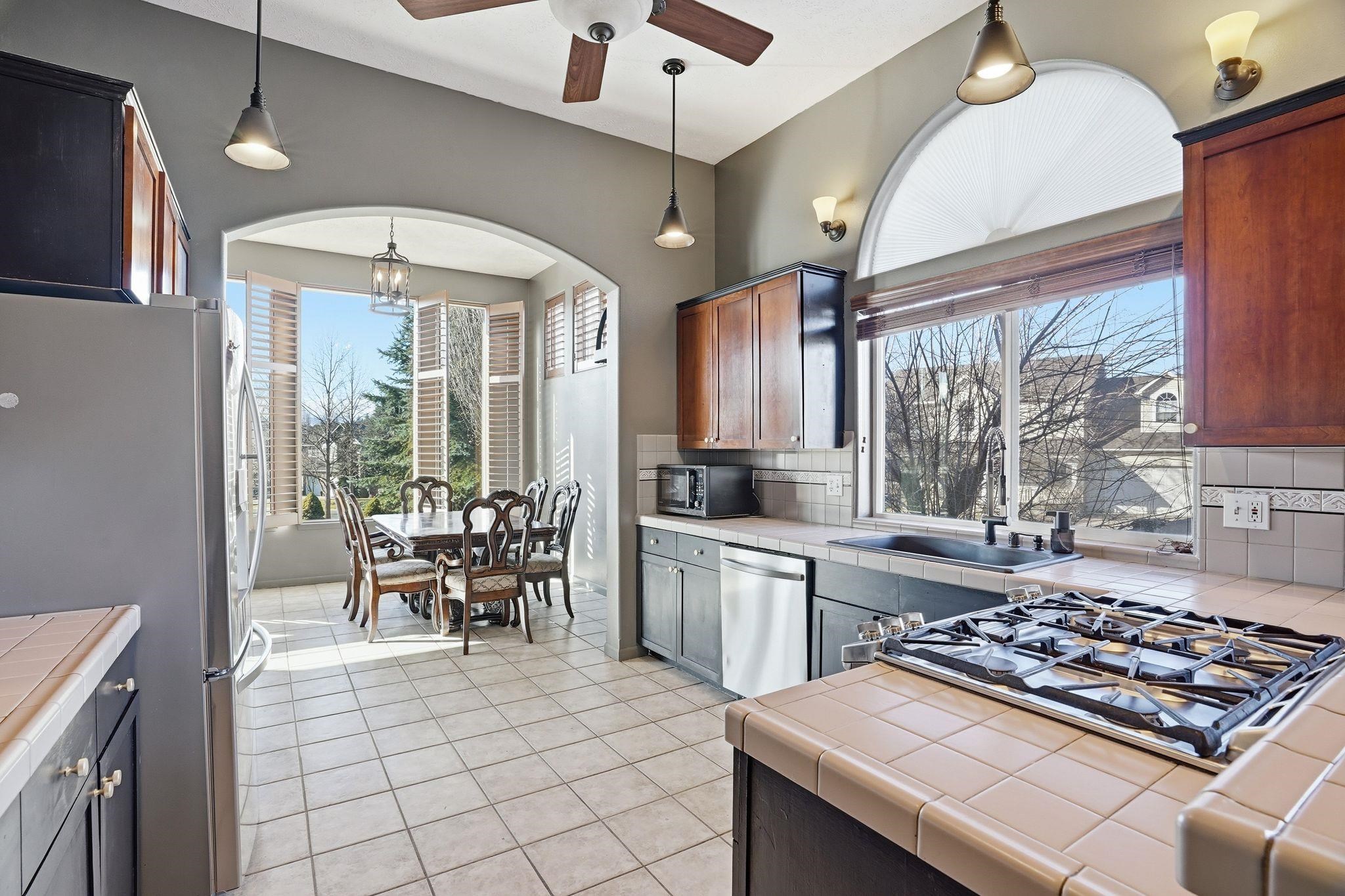23104 E Broadway Ave - Photo 25