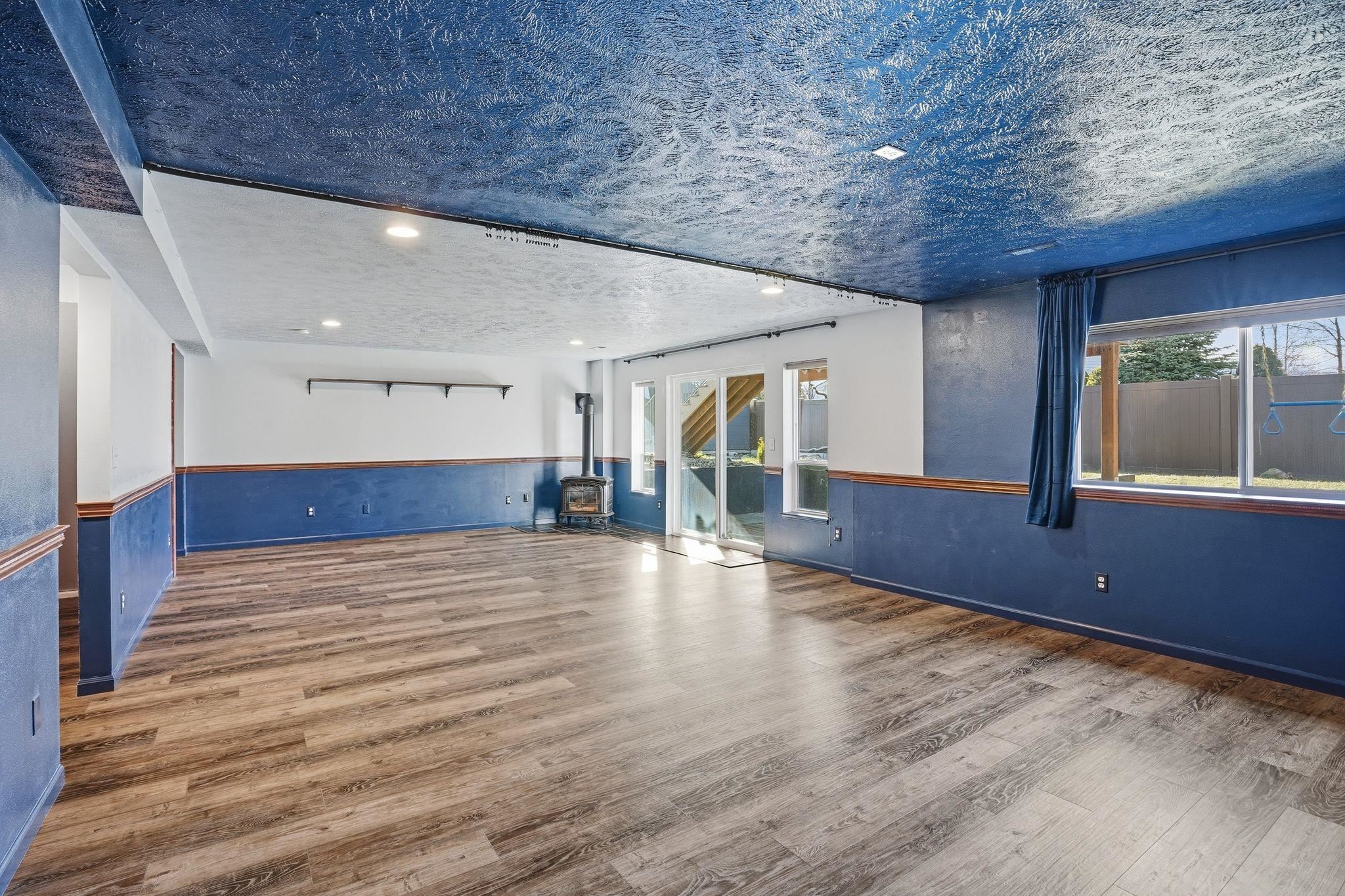 23104 E Broadway Ave - Photo 29