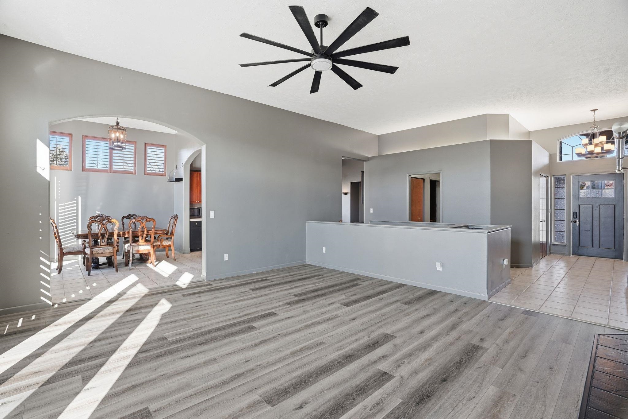 23104 E Broadway Ave - Photo 5