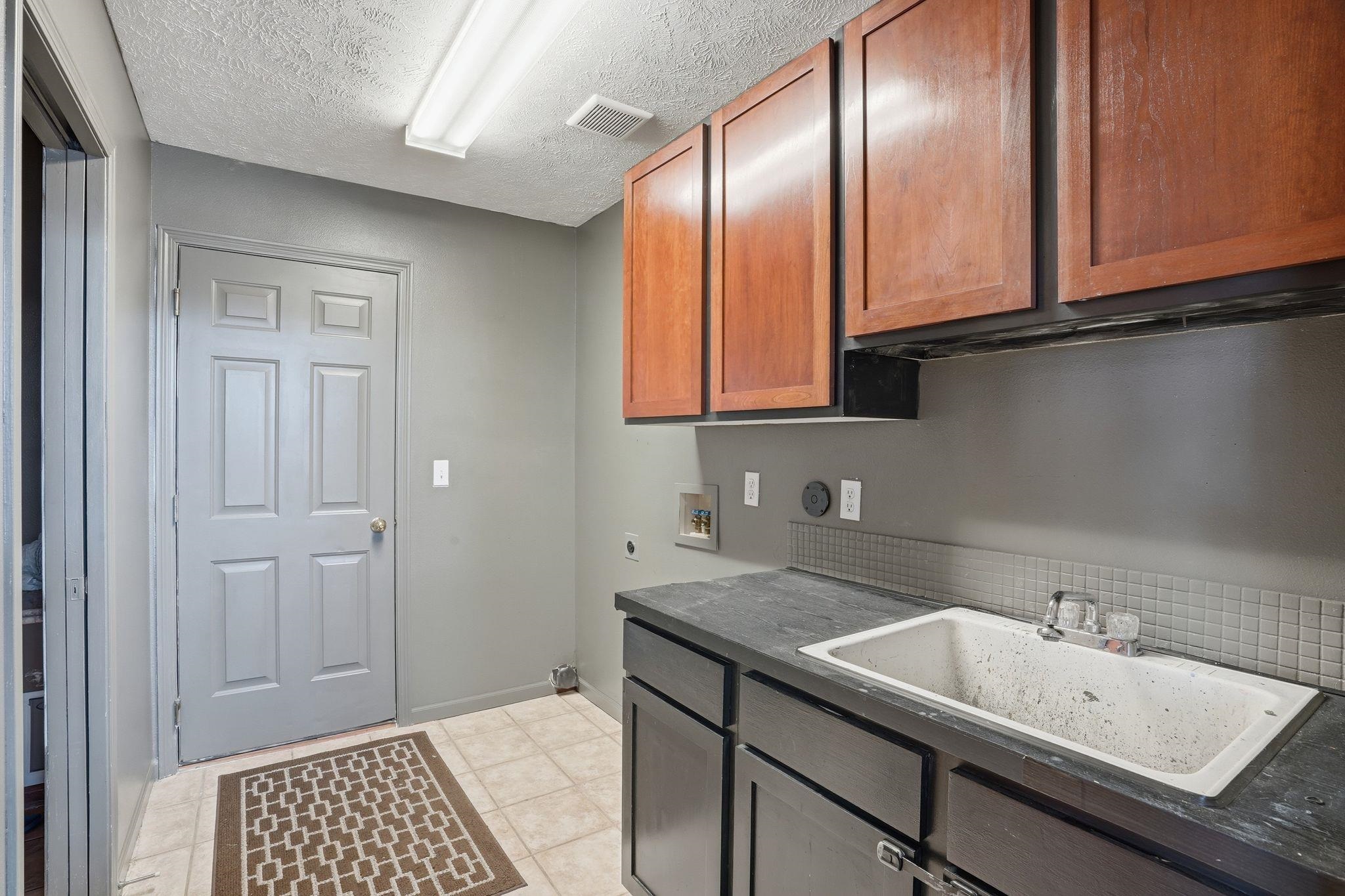 23104 E Broadway Ave - Photo 42