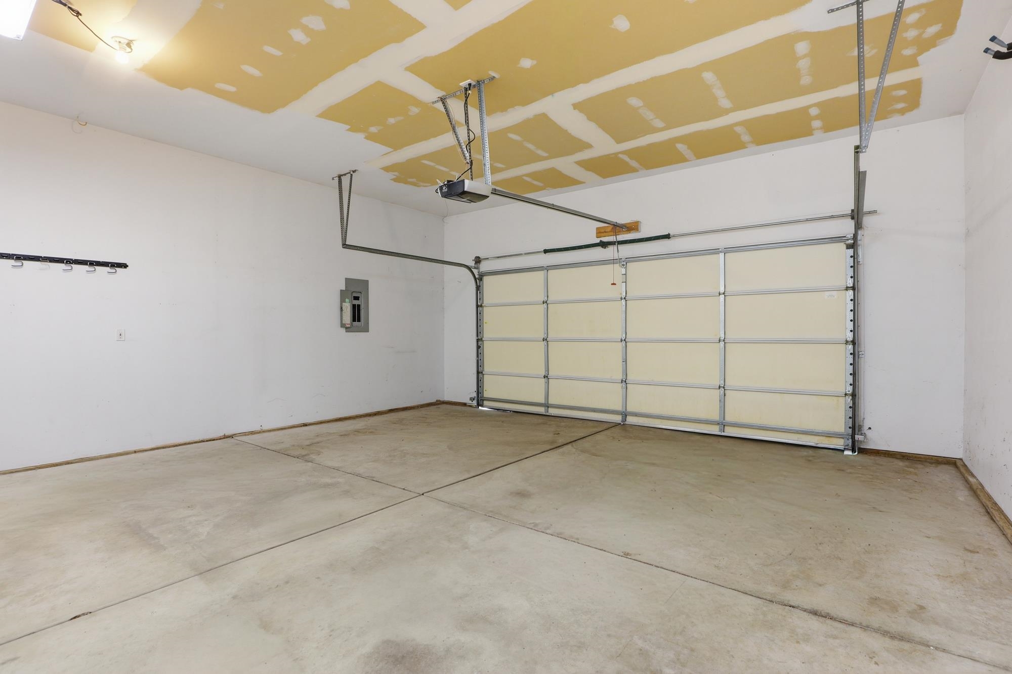 2120 E TURNBERRY Ln - Photo 27