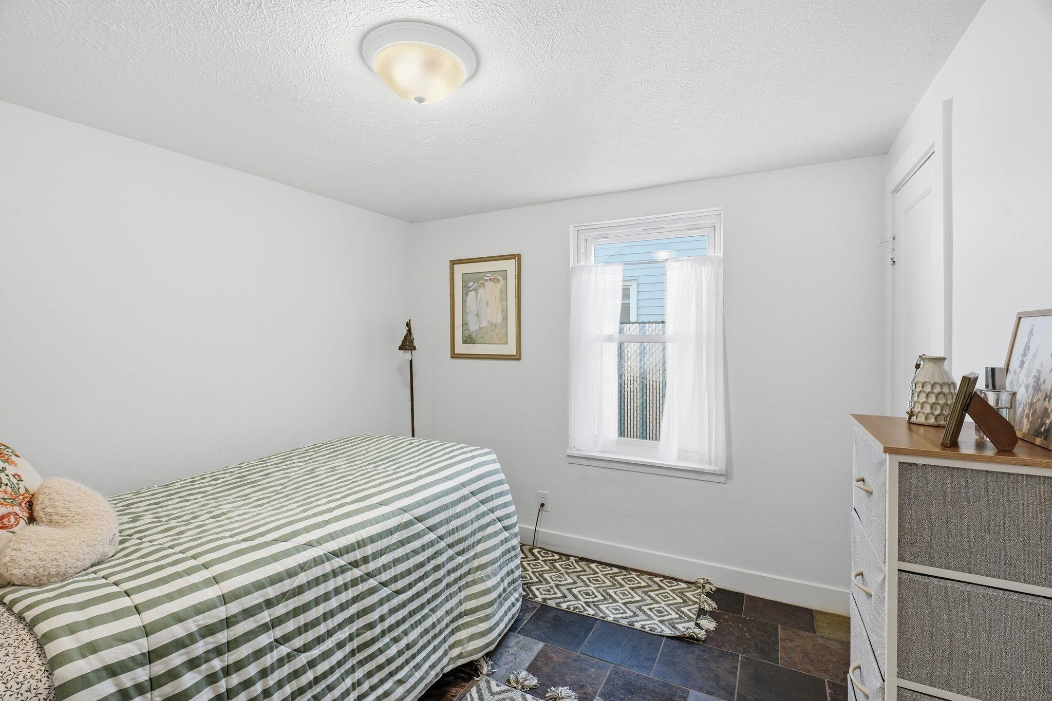 3215 S Ray St - Photo 15