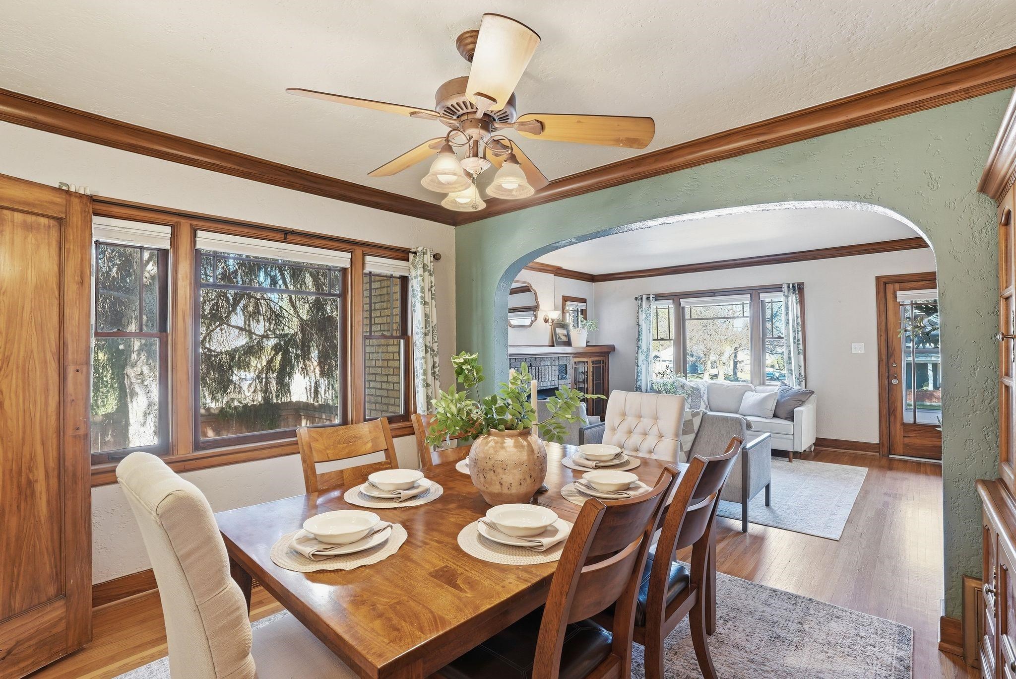 302 E 29th Ave - Photo 11