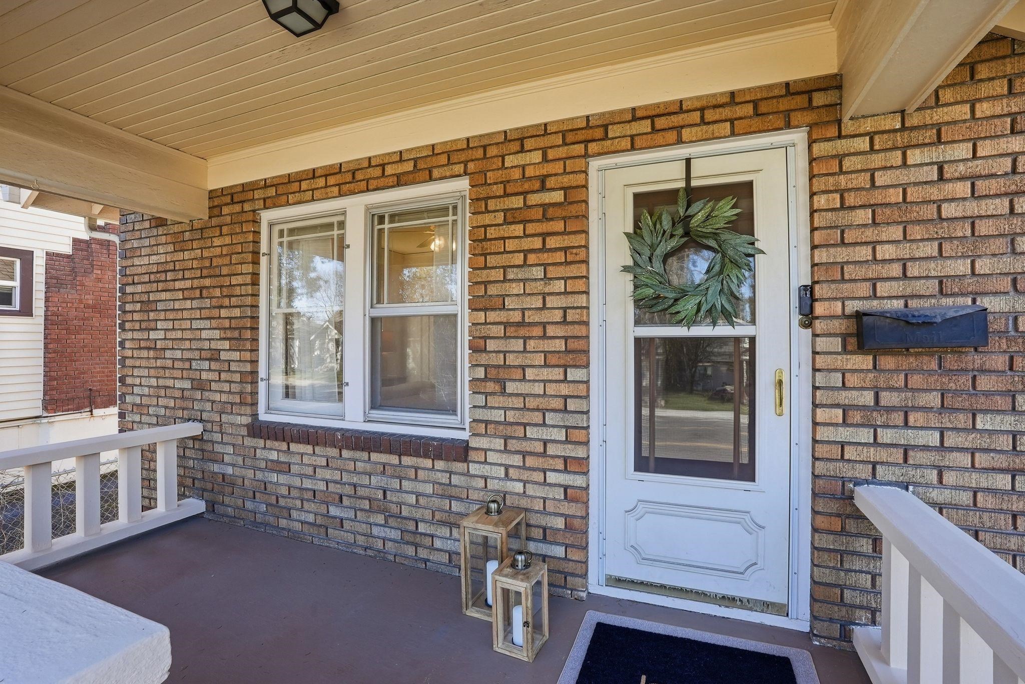302 E 29th Ave - Photo 5
