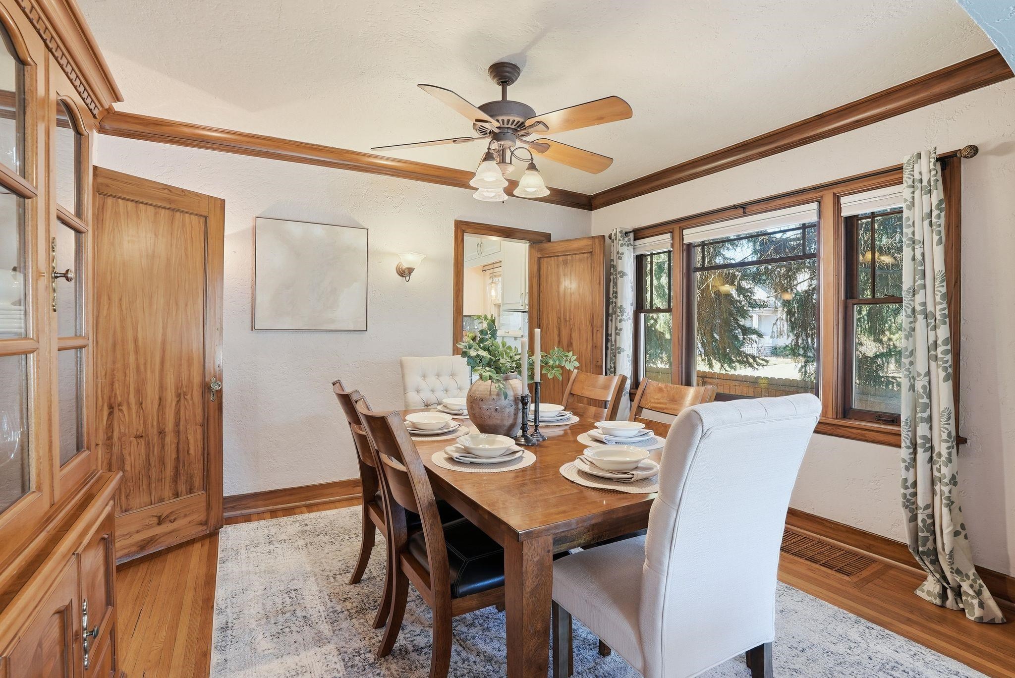 302 E 29th Ave - Photo 9