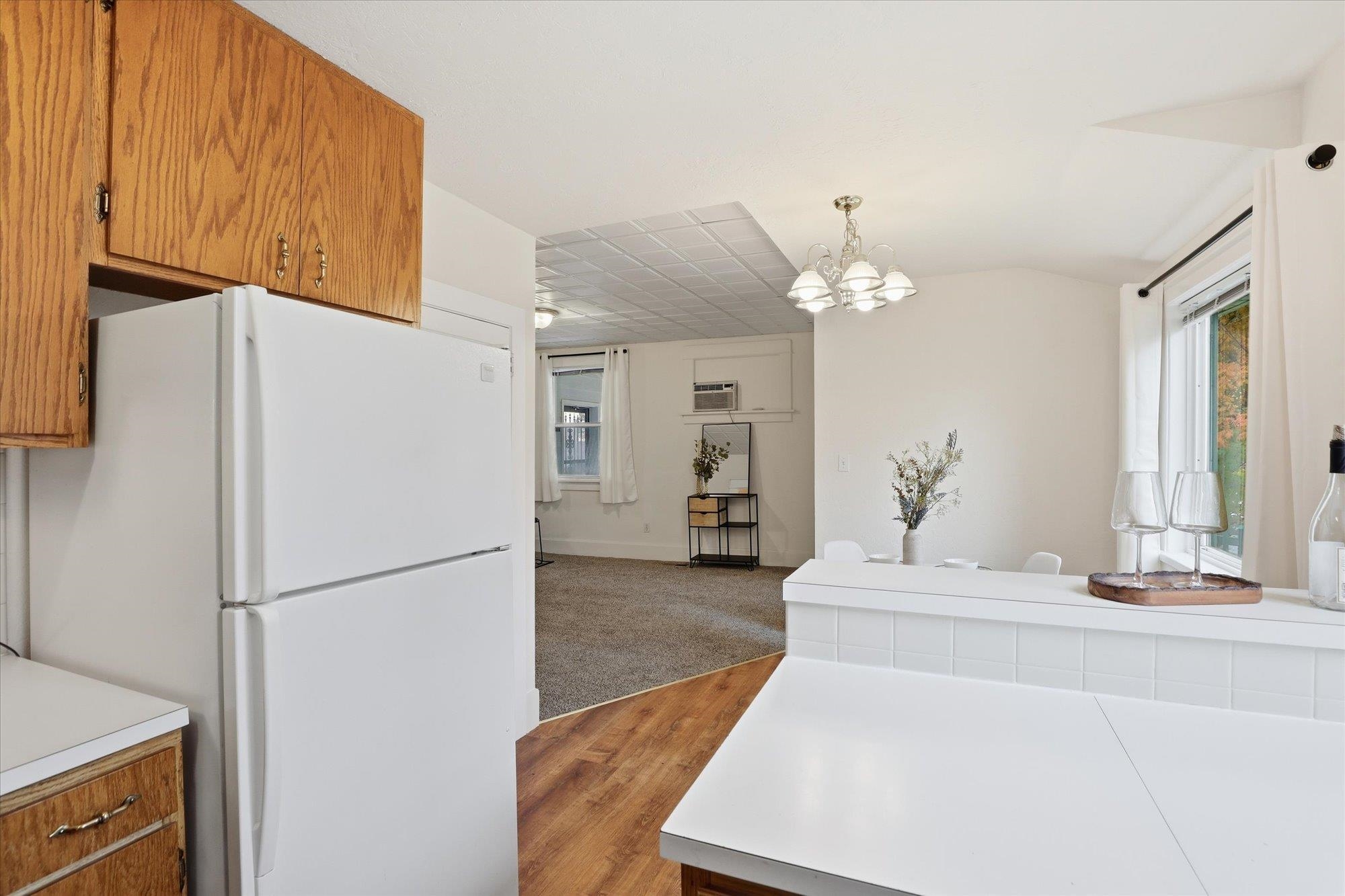 707 E 8TH Ave - Photo 13