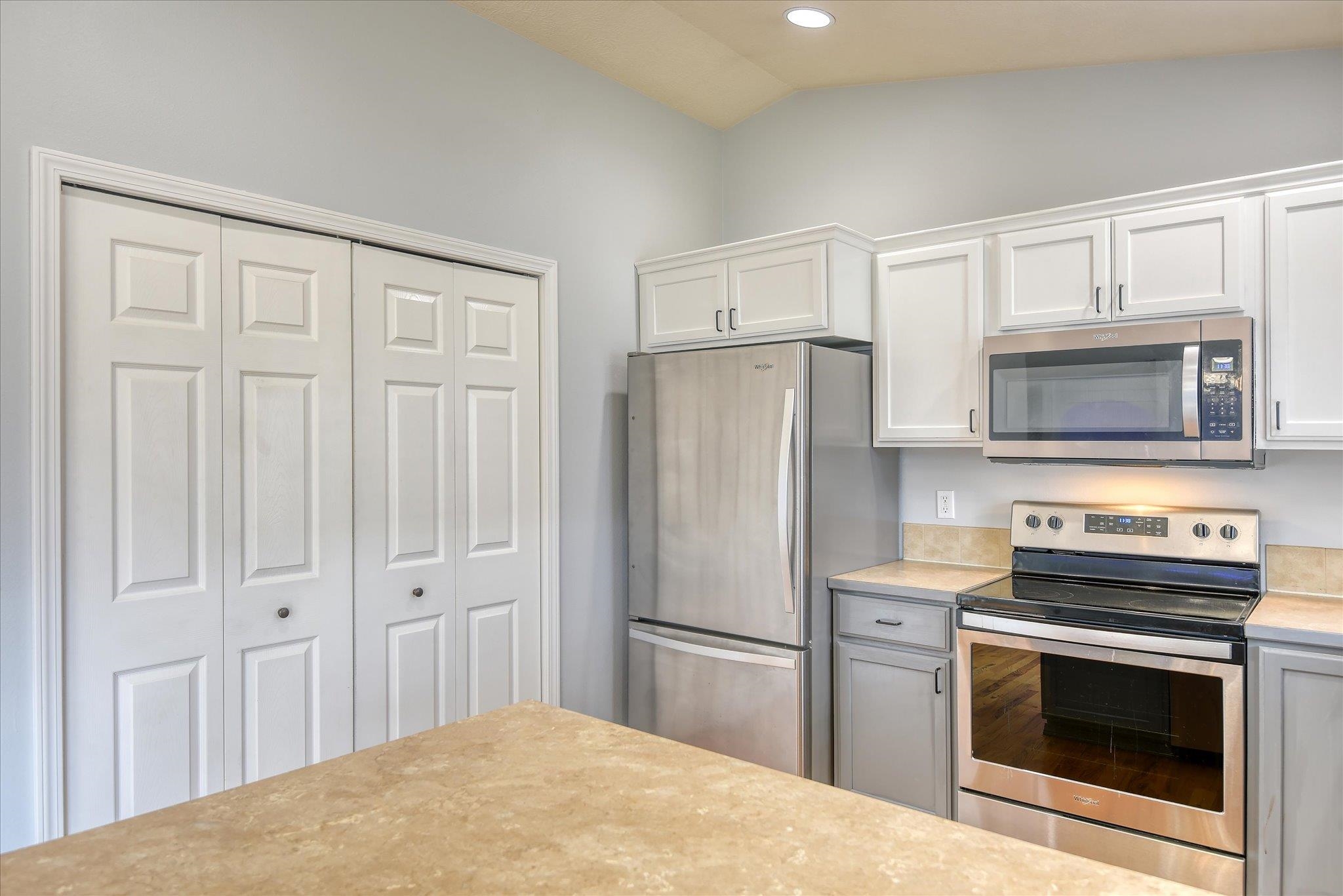 716 E Bonnie Lynn Ln - Photo 12
