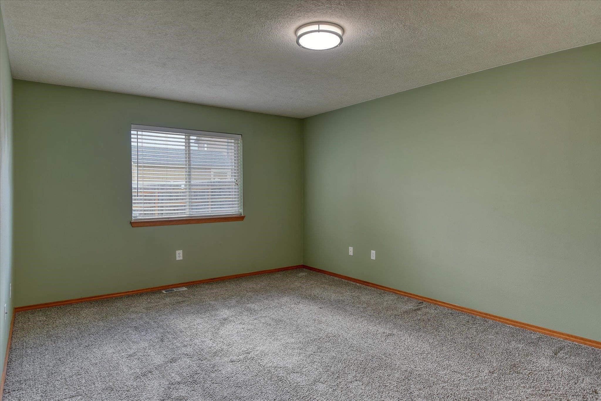 716 E Bonnie Lynn Ln - Photo 15