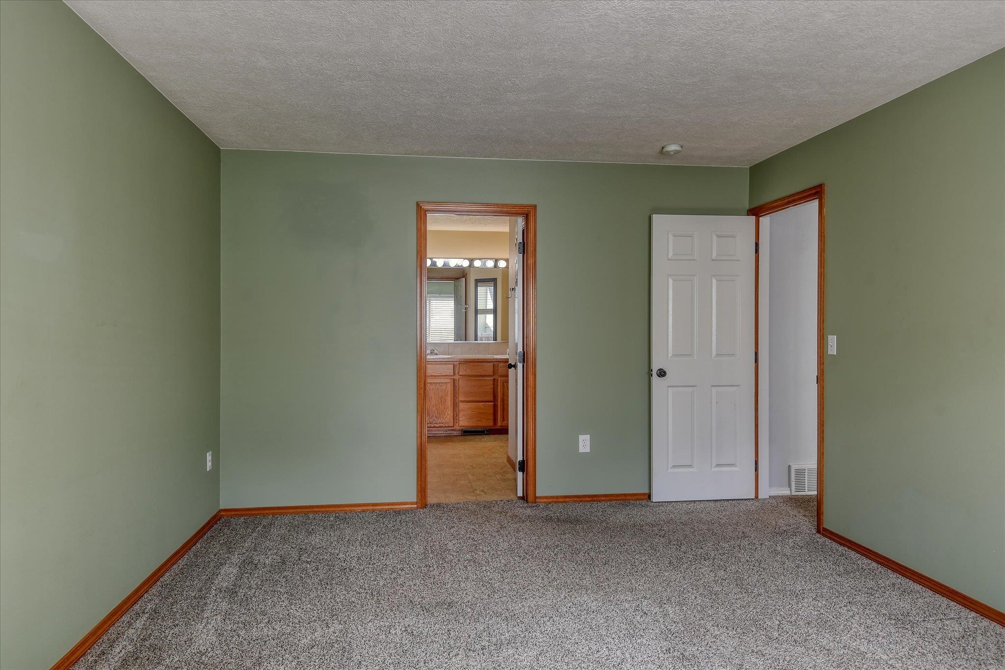 716 E Bonnie Lynn Ln - Photo 16