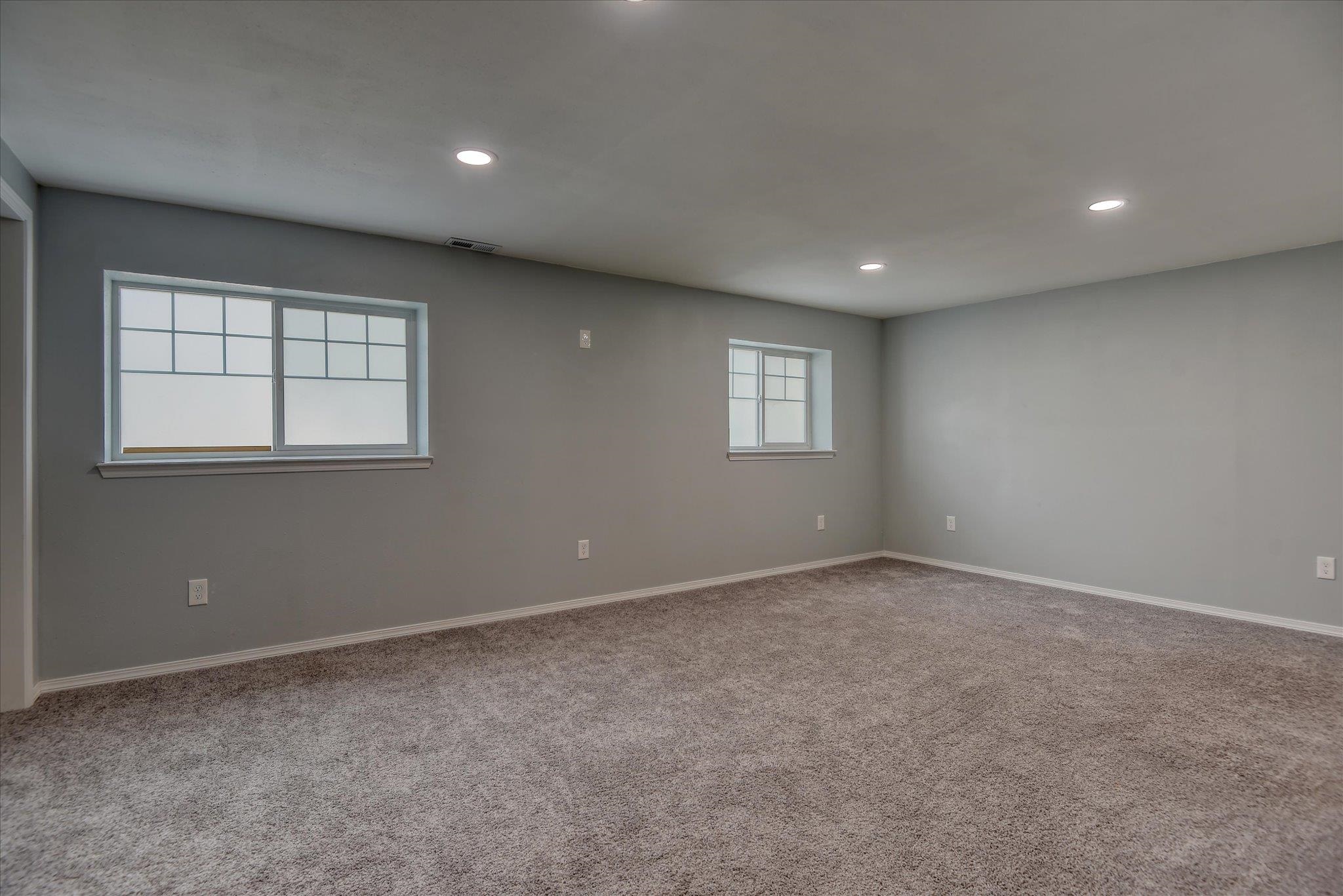 716 E Bonnie Lynn Ln - Photo 29