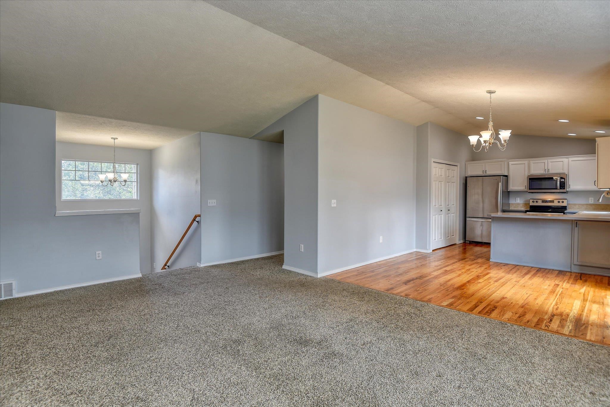 716 E Bonnie Lynn Ln - Photo 10