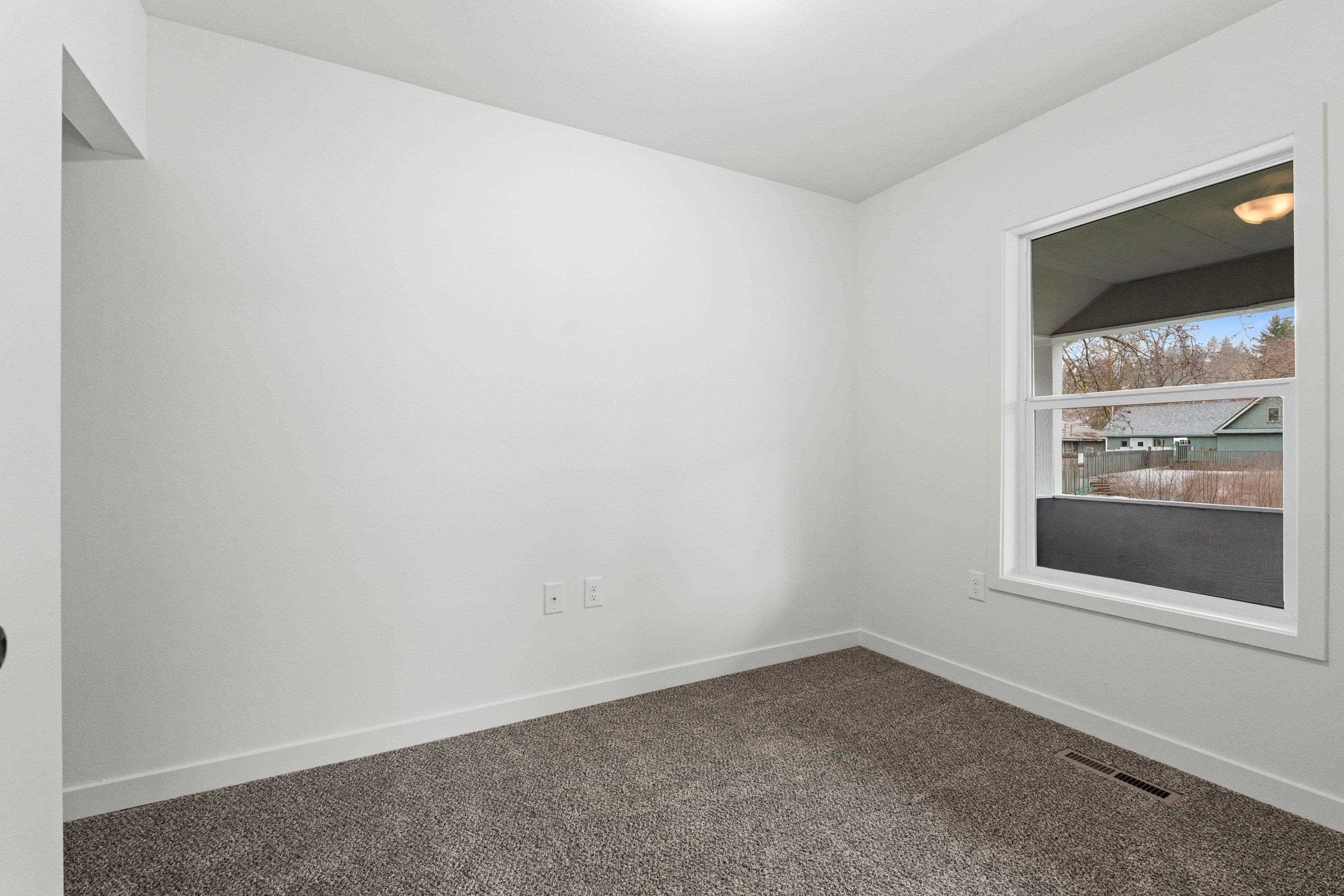 2317 E 6th Ave - Photo 15