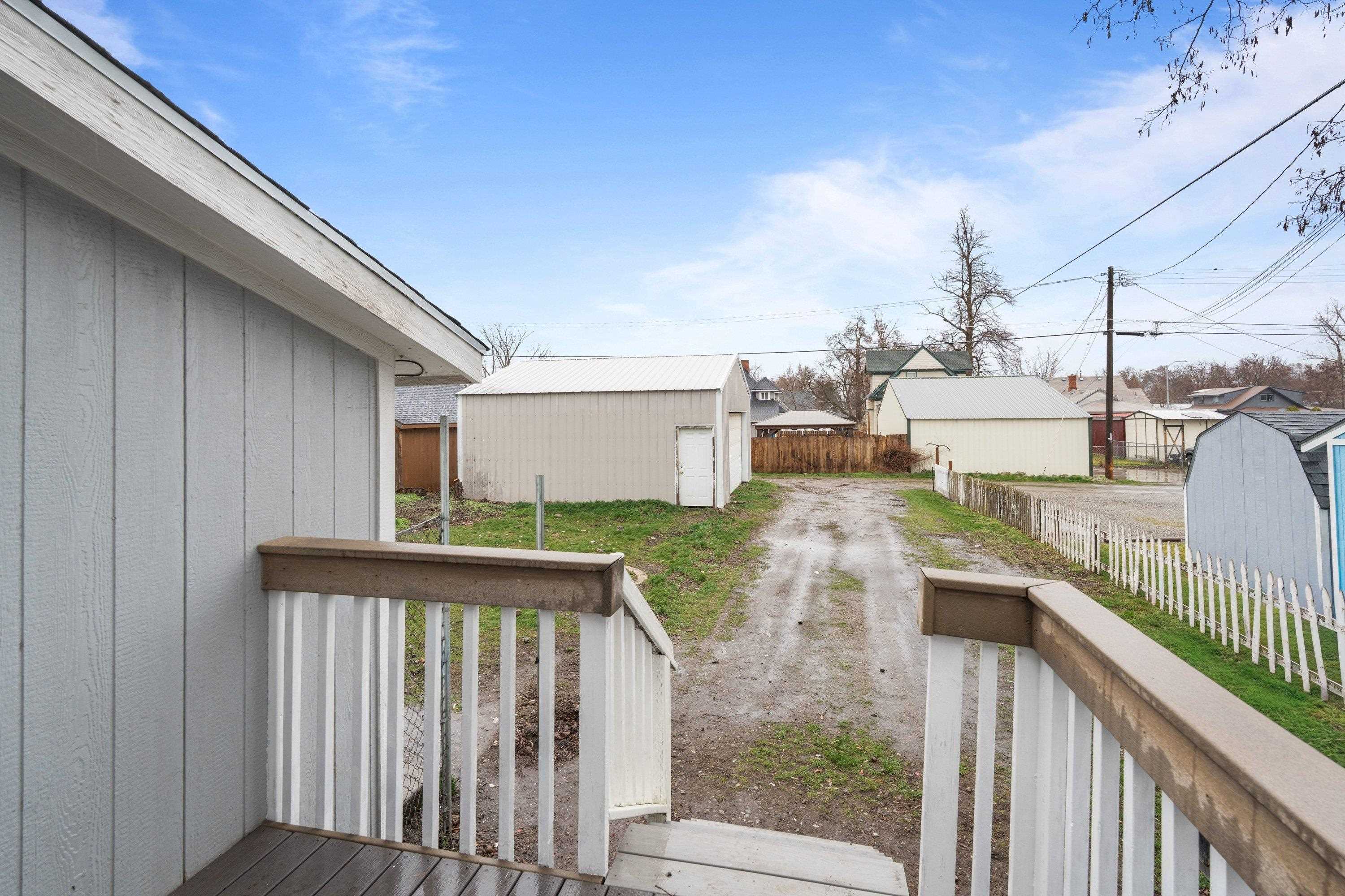 2317 E 6th Ave - Photo 25