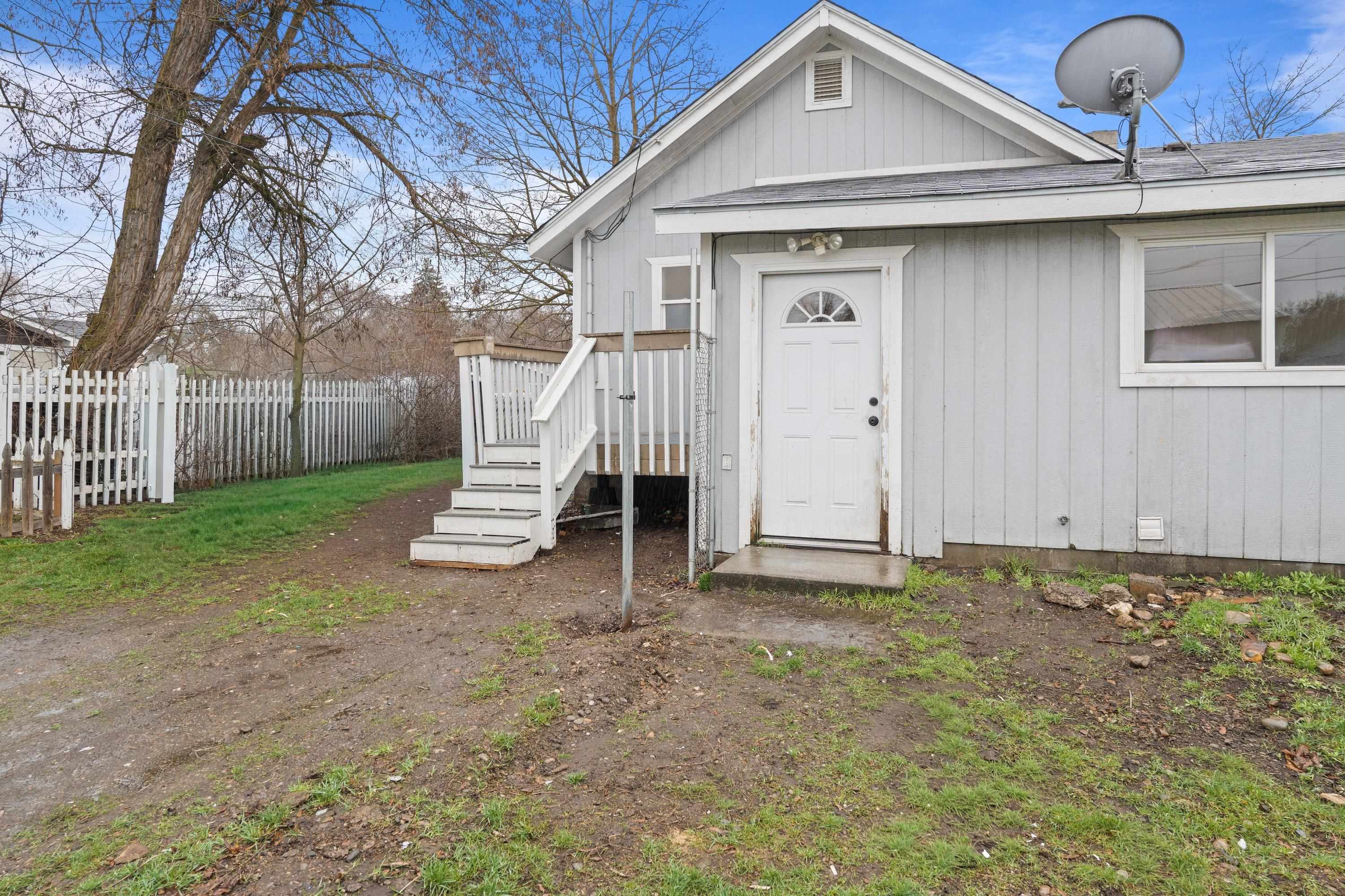 2317 E 6th Ave - Photo 27