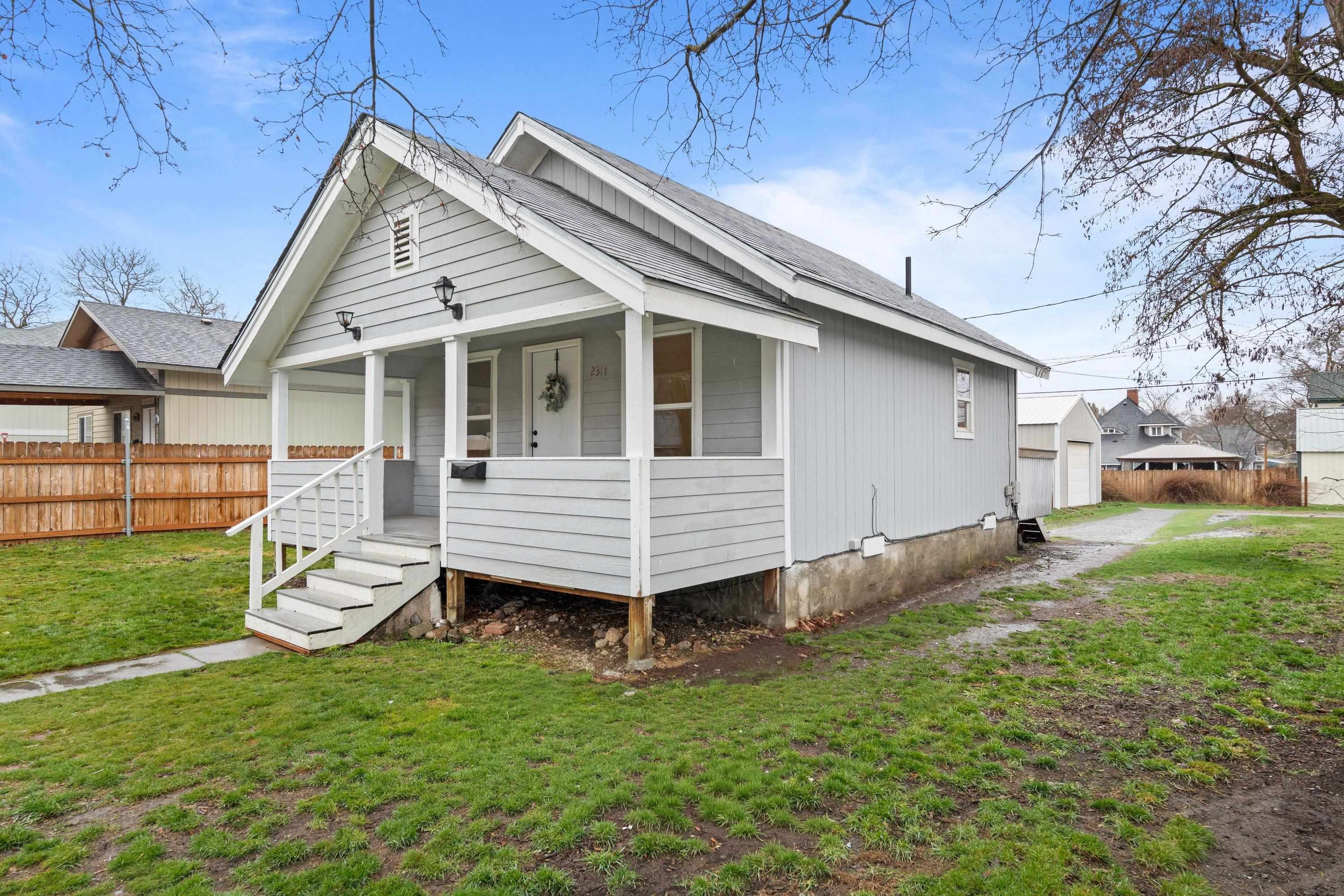 2317 E 6th Ave - Photo 4