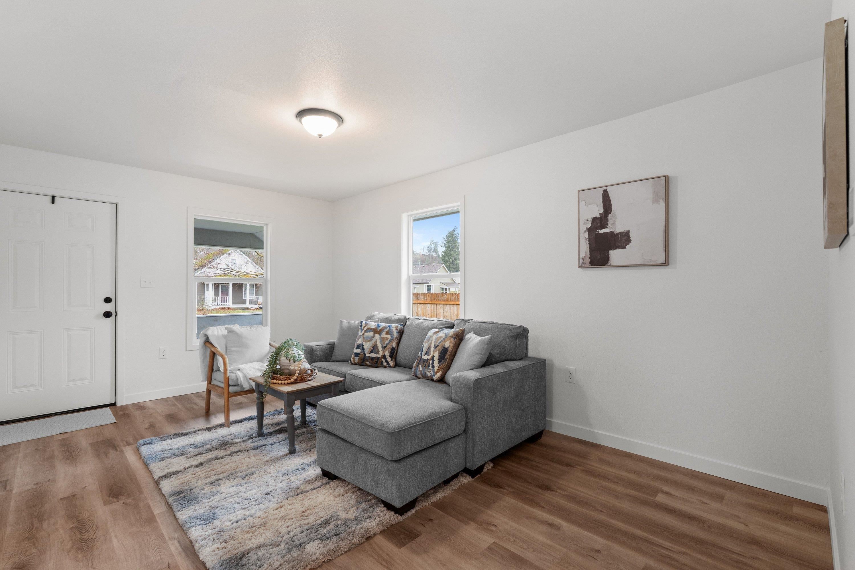 2317 E 6th Ave - Photo 9