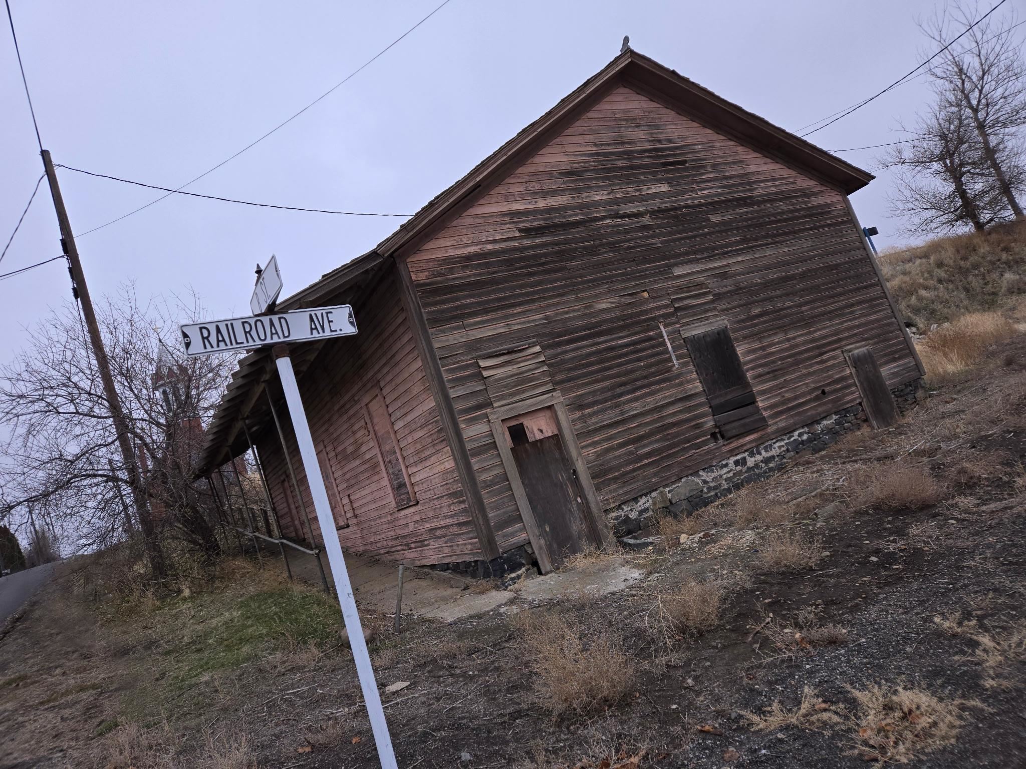 103 N B St - Photo 12
