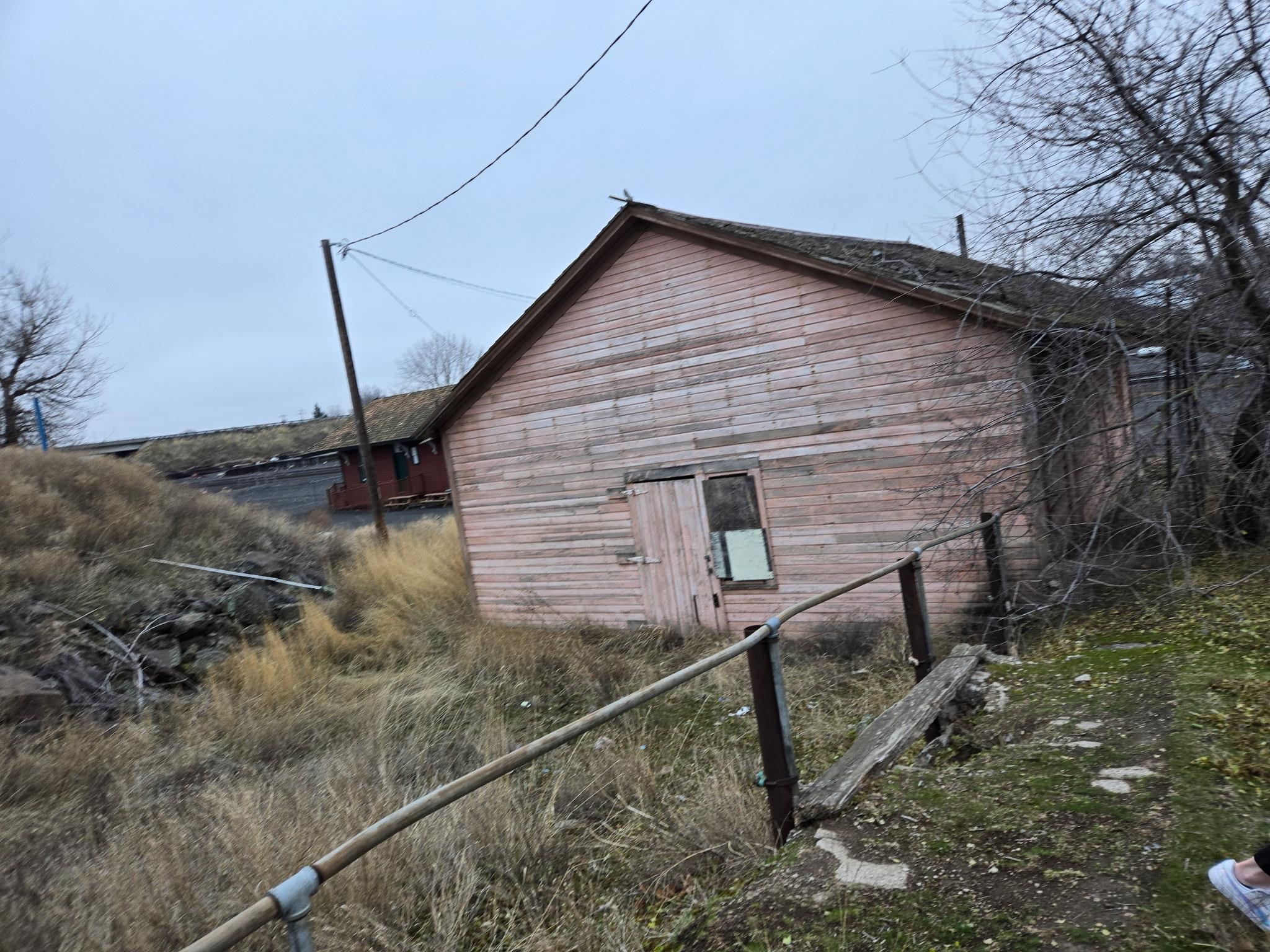 103 N B St - Photo 3