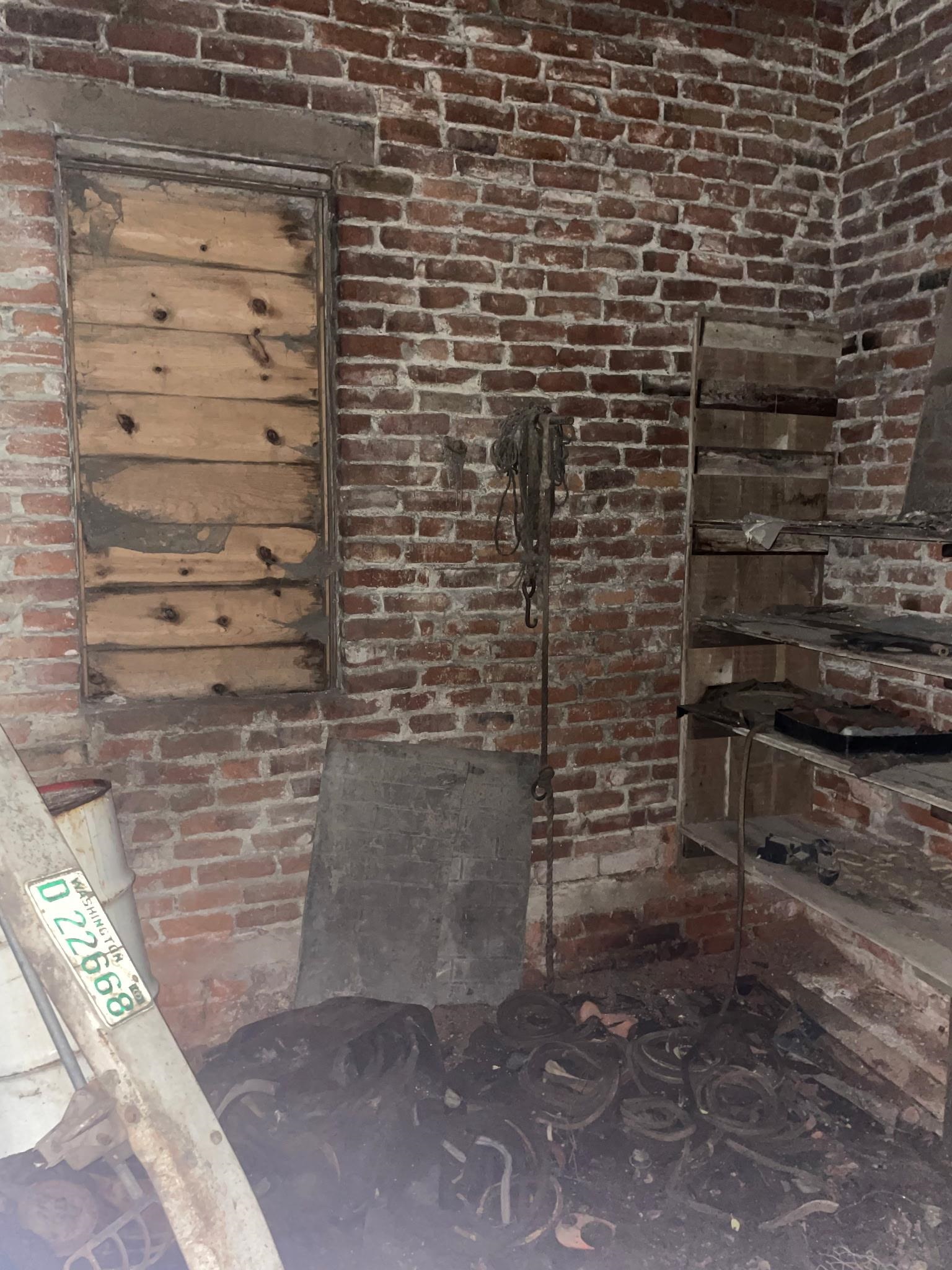 103 N B St - Photo 5