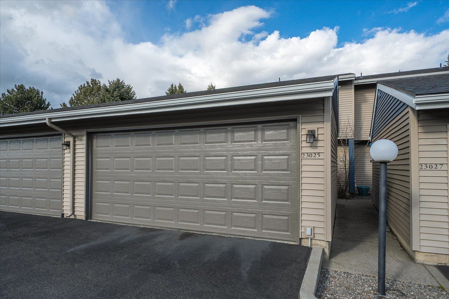 23025 E Colt Ln - Photo 3
