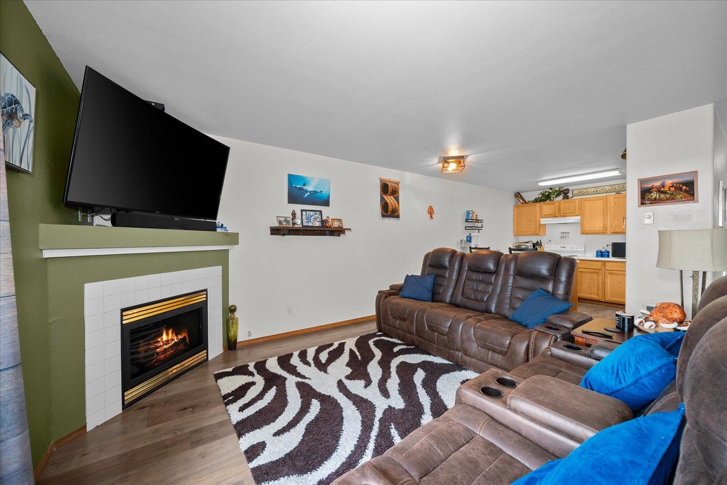 23025 E Colt Ln - Photo 9