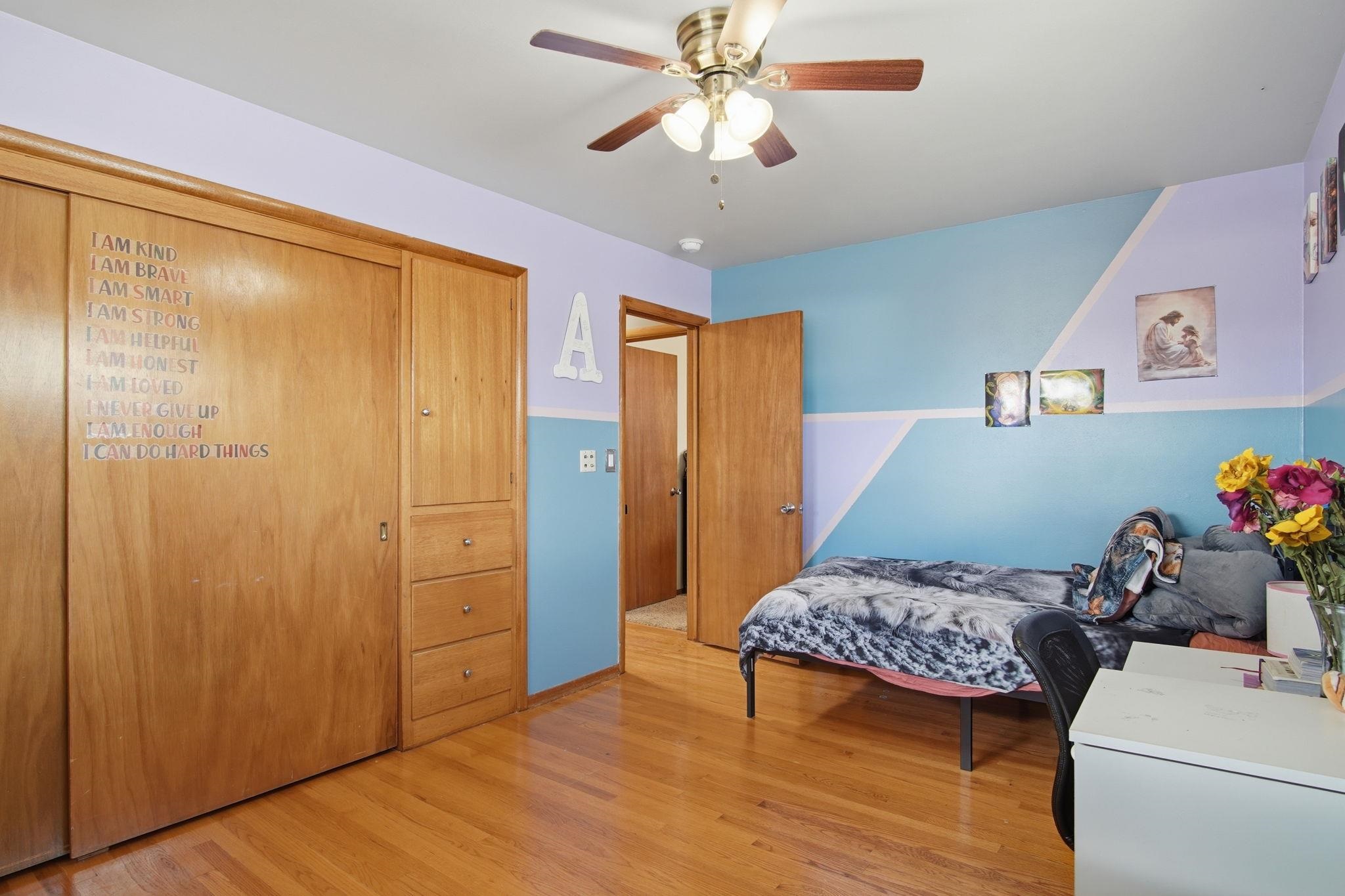 1110 W QUEEN Ave - Photo 12
