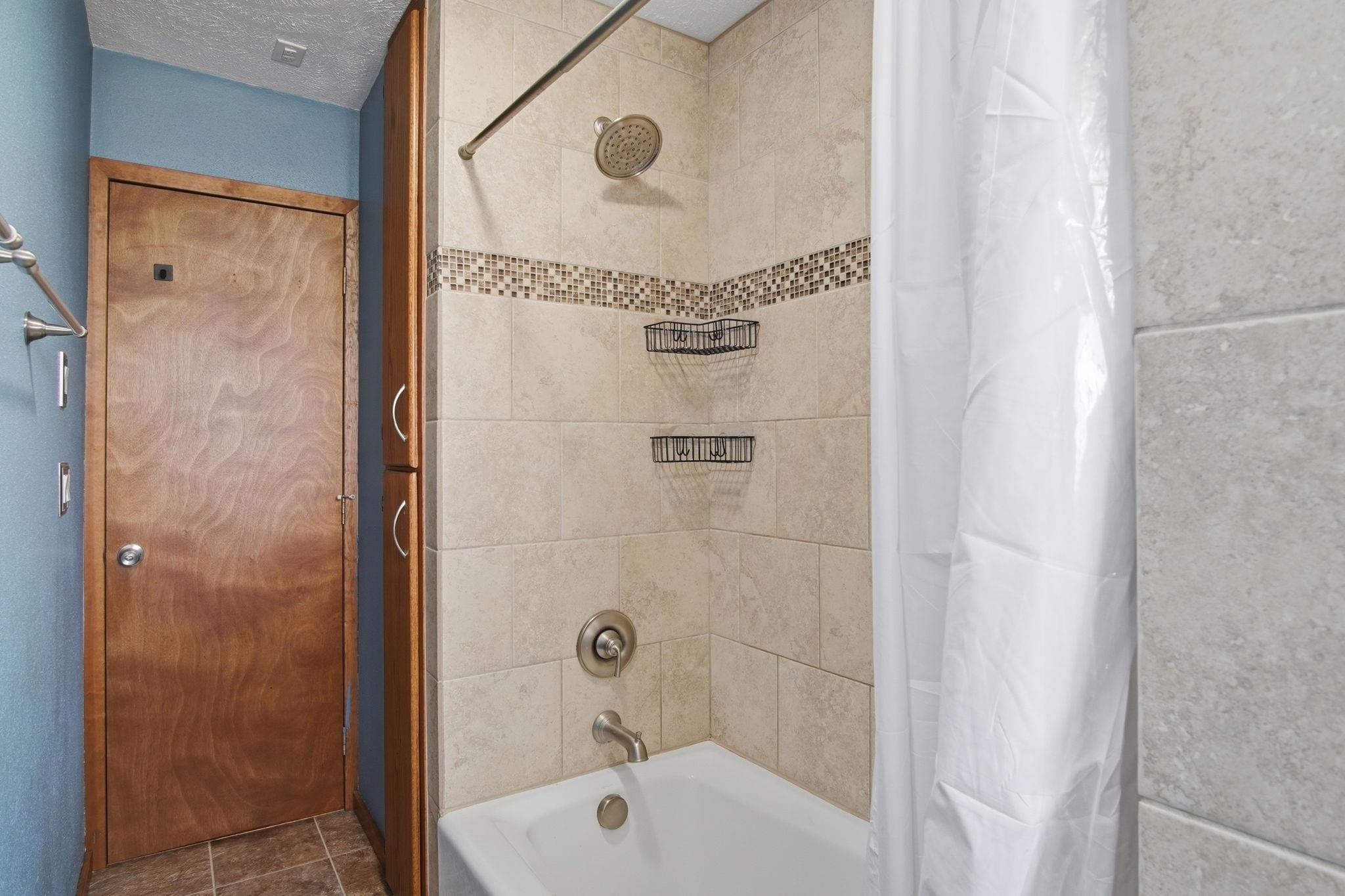1110 W QUEEN Ave - Photo 13