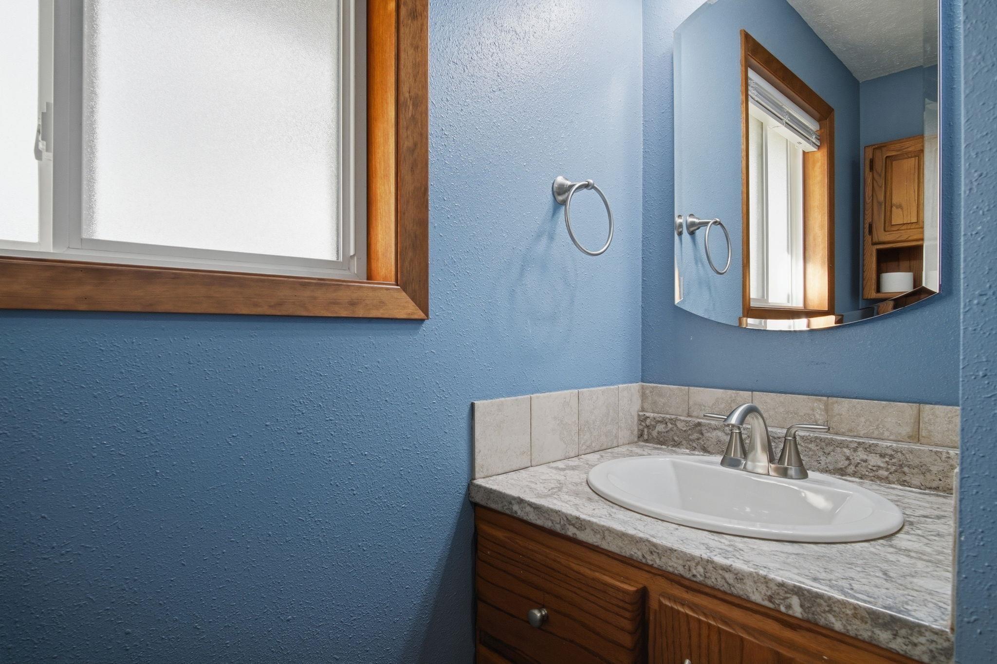 1110 W QUEEN Ave - Photo 14