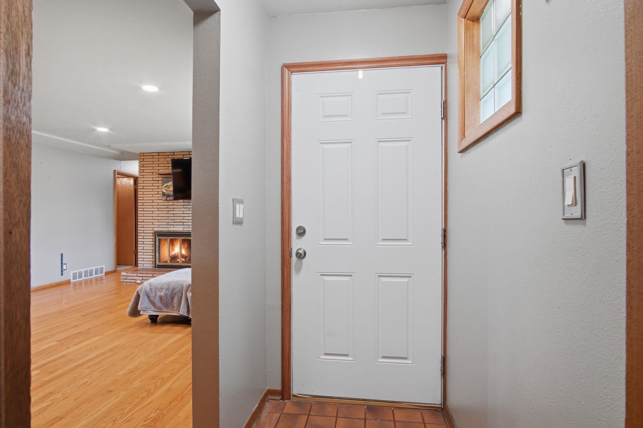 1110 W QUEEN Ave - Photo 24