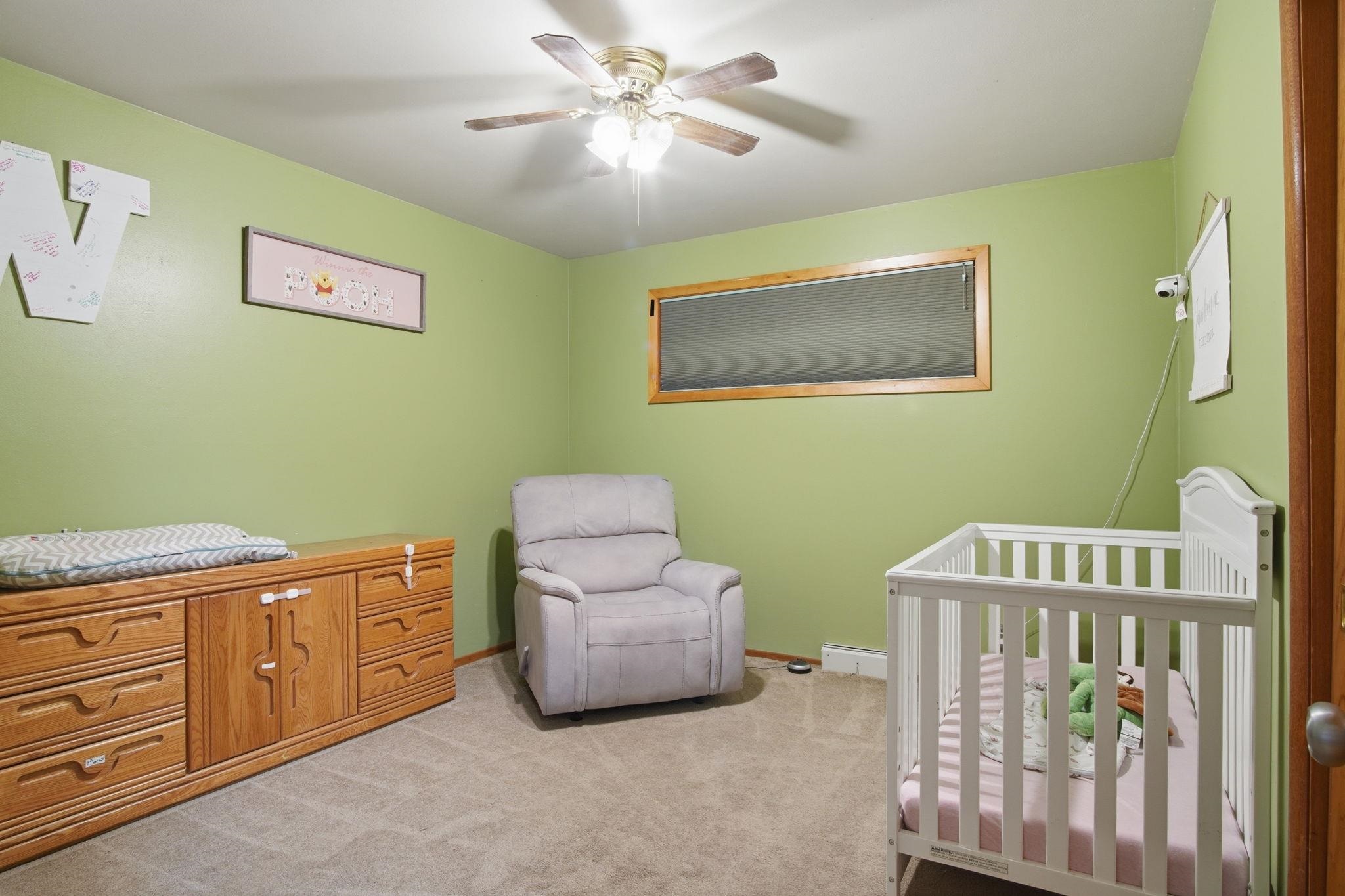 1110 W QUEEN Ave - Photo 10