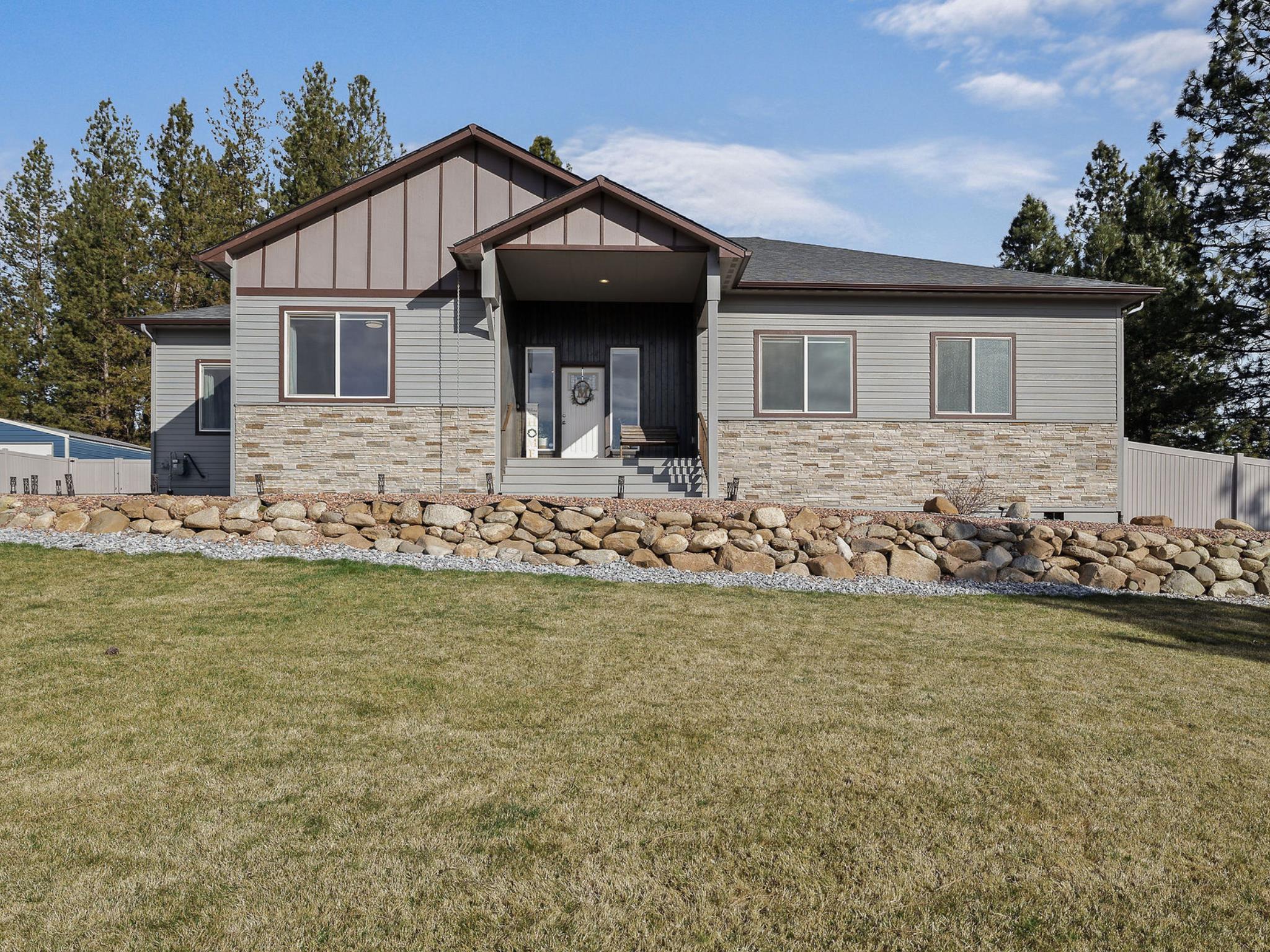 3519 E Chattaroy Rd - Photo 2