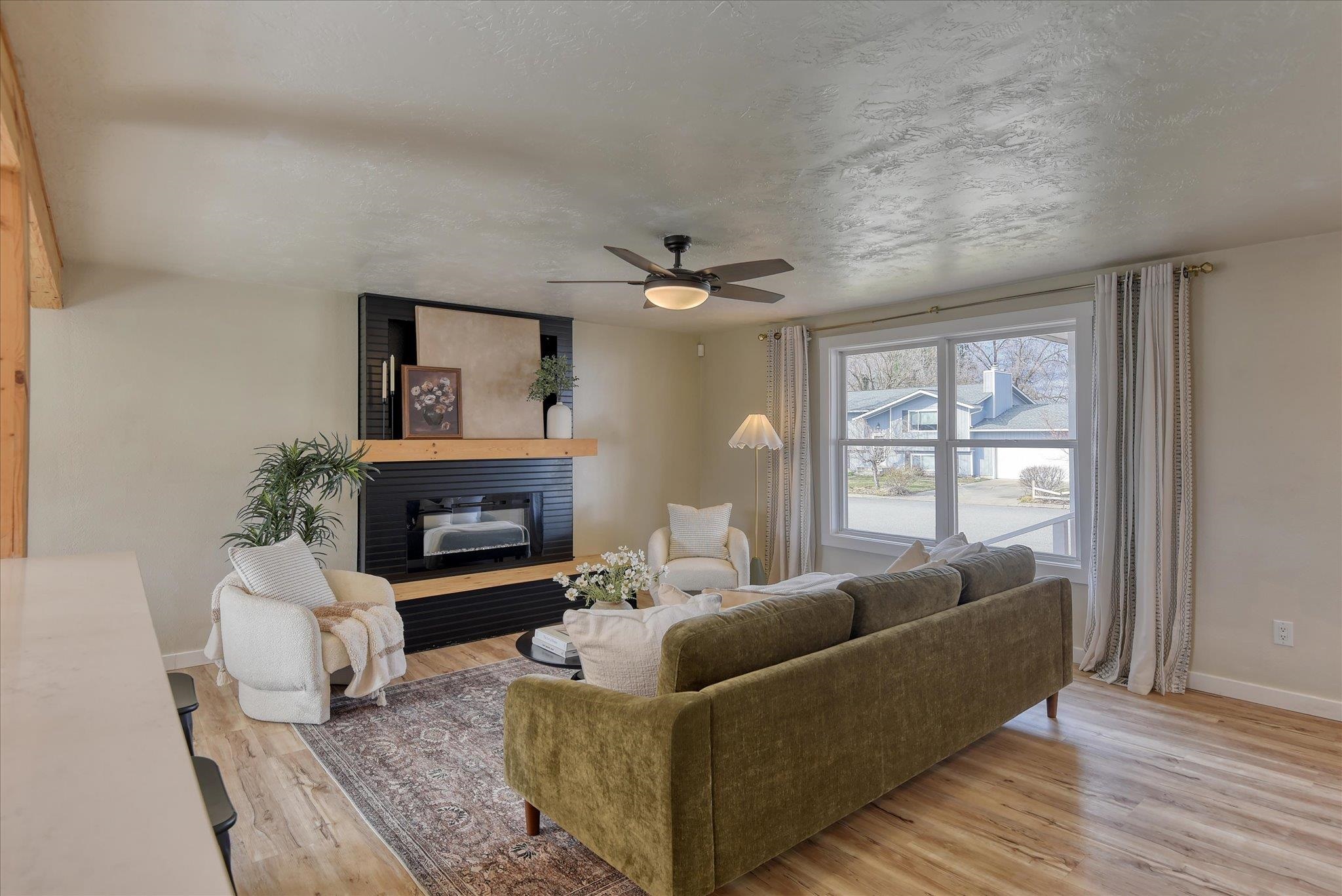 14604 E 17th Ave - Photo 6