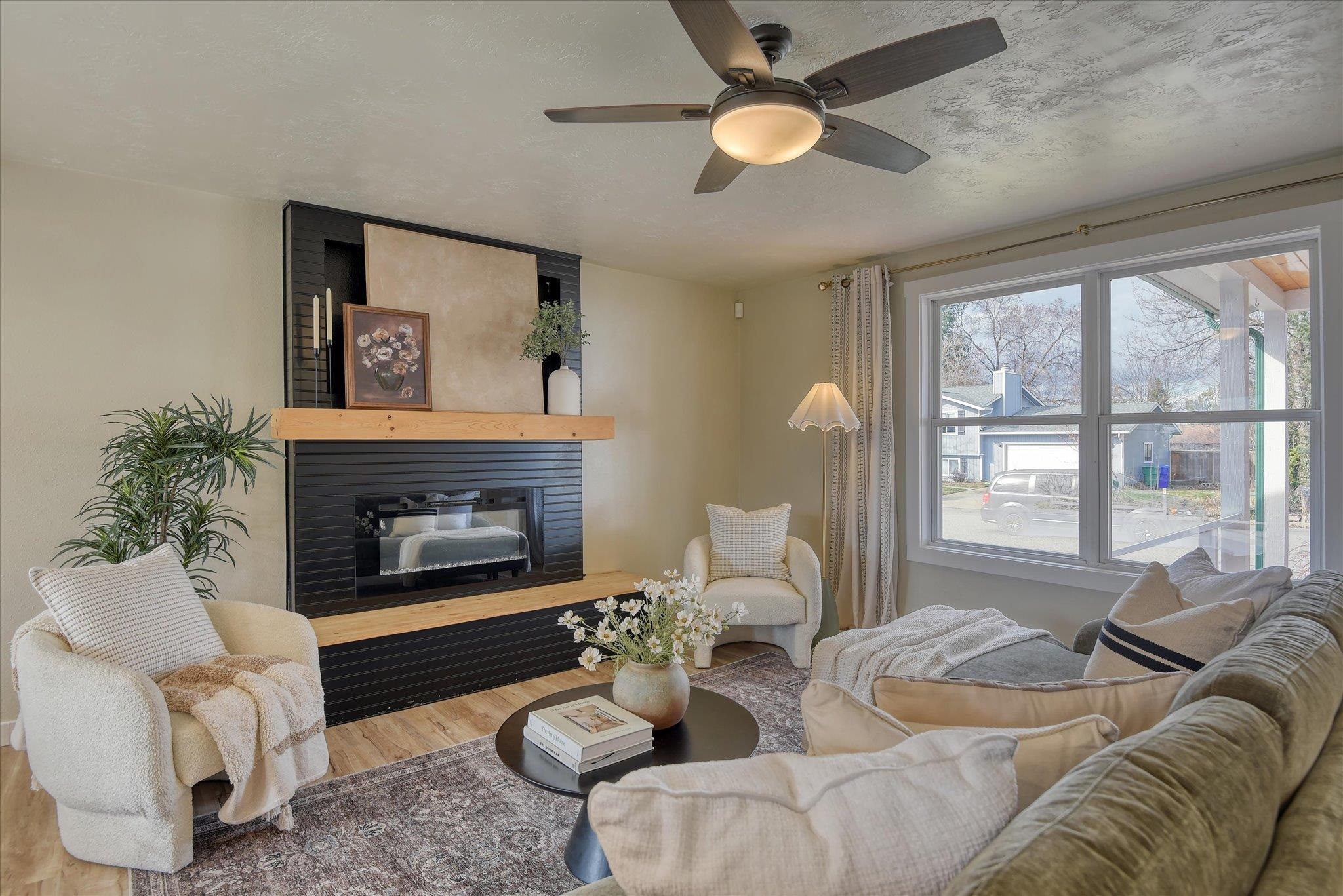 14604 E 17th Ave - Photo 8