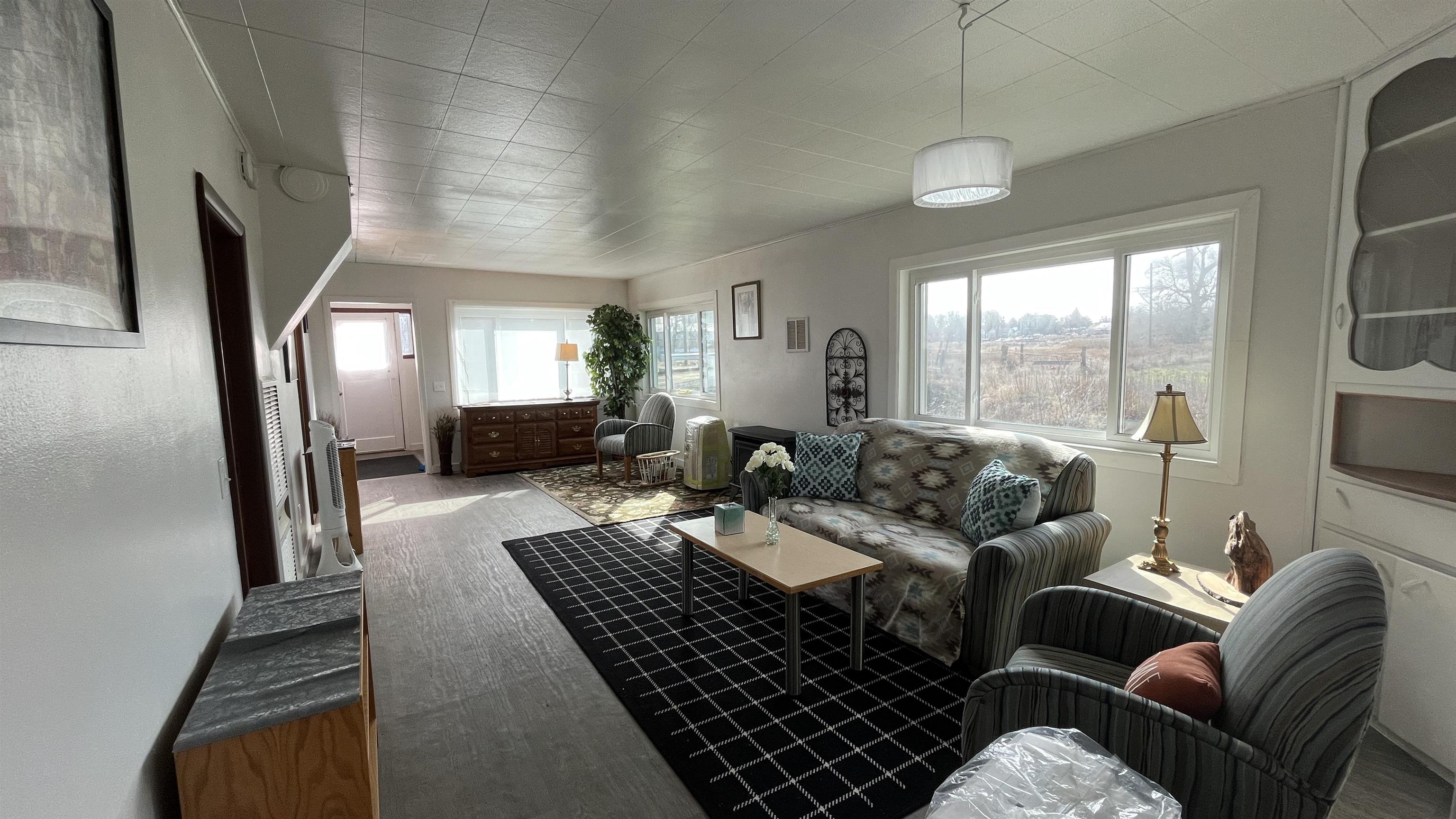 309 N H St - Photo 5