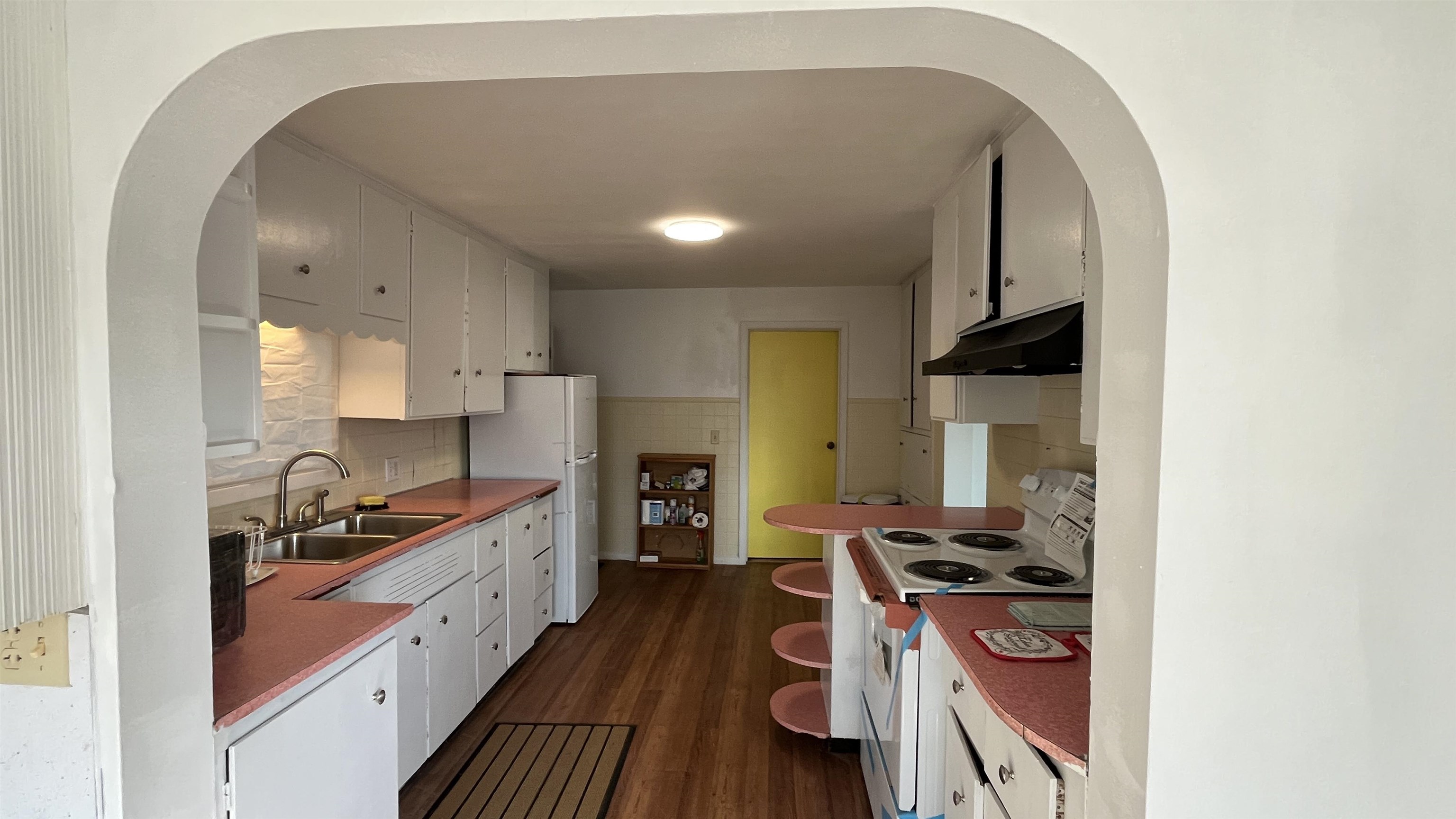 309 N H St - Photo 6