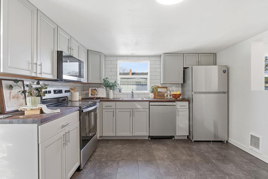 2804 E Rowan Ave - Photo 13