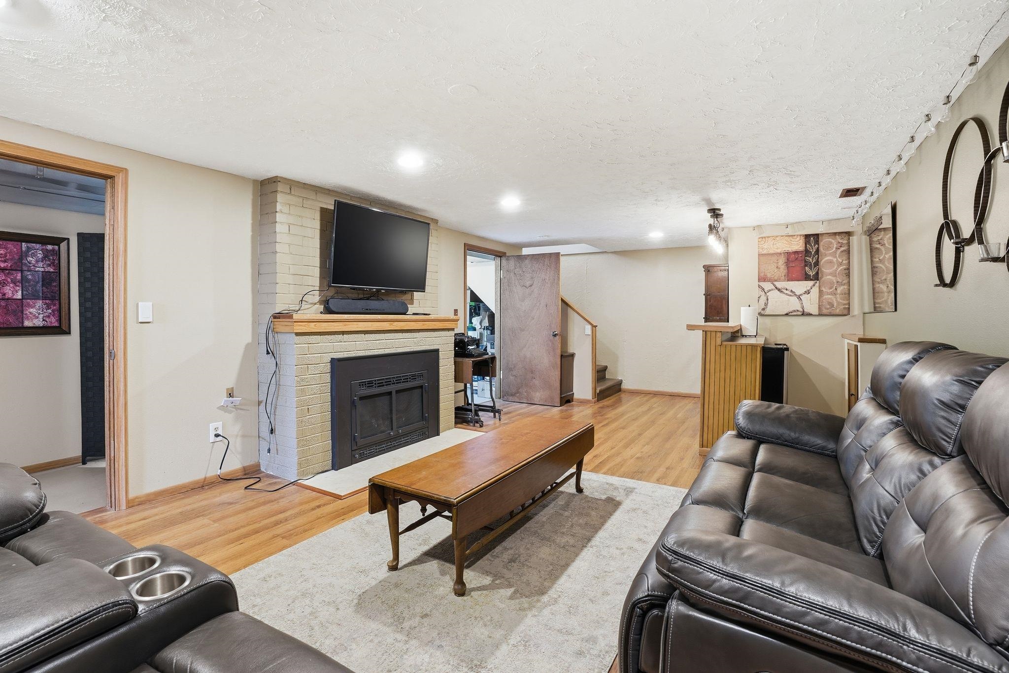1108 N Willow Rd - Photo 19