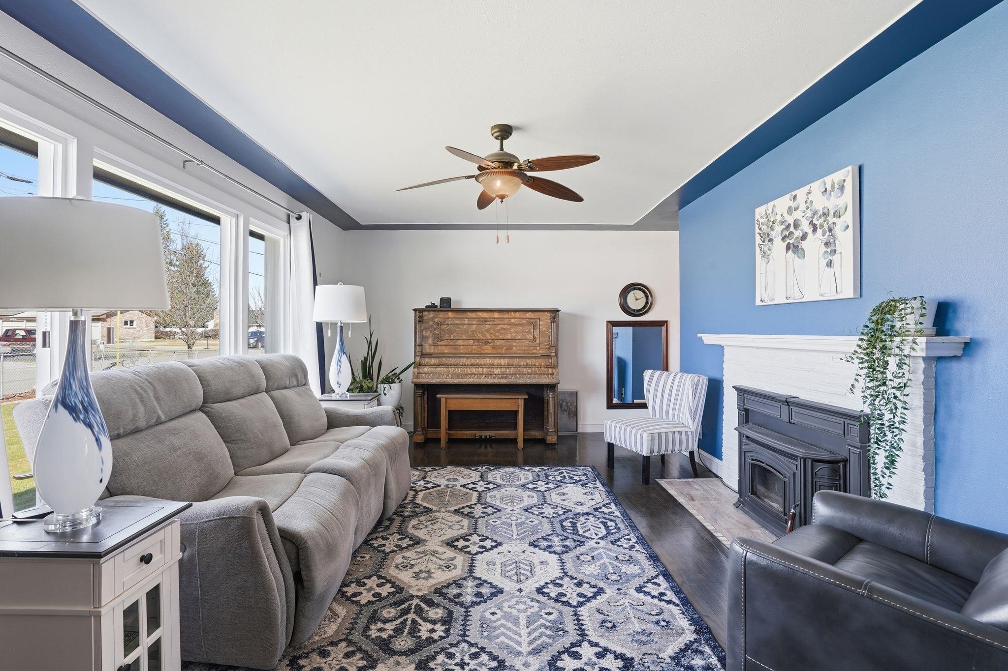 1108 N Willow Rd - Photo 4