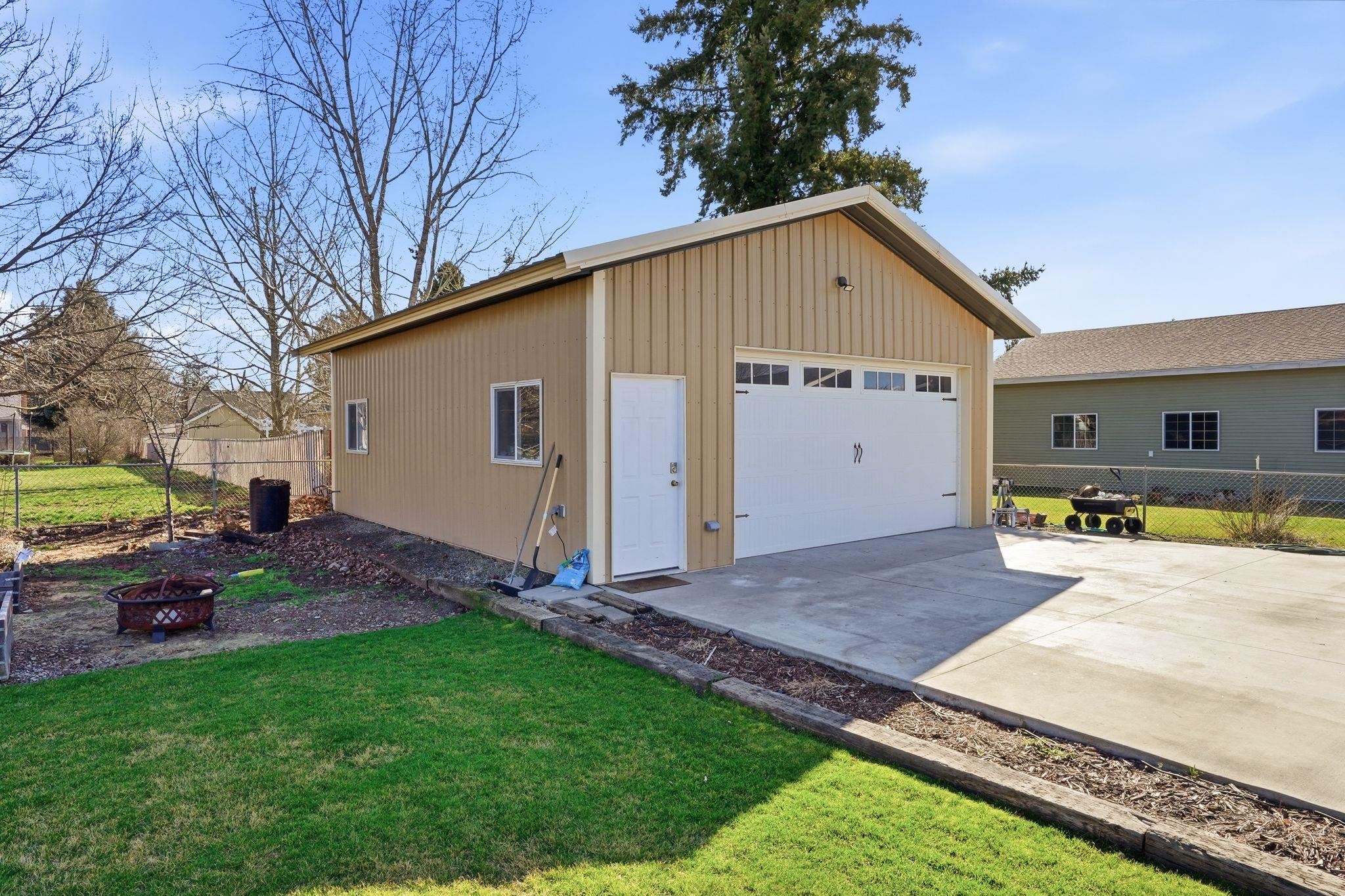 1108 N Willow Rd - Photo 33