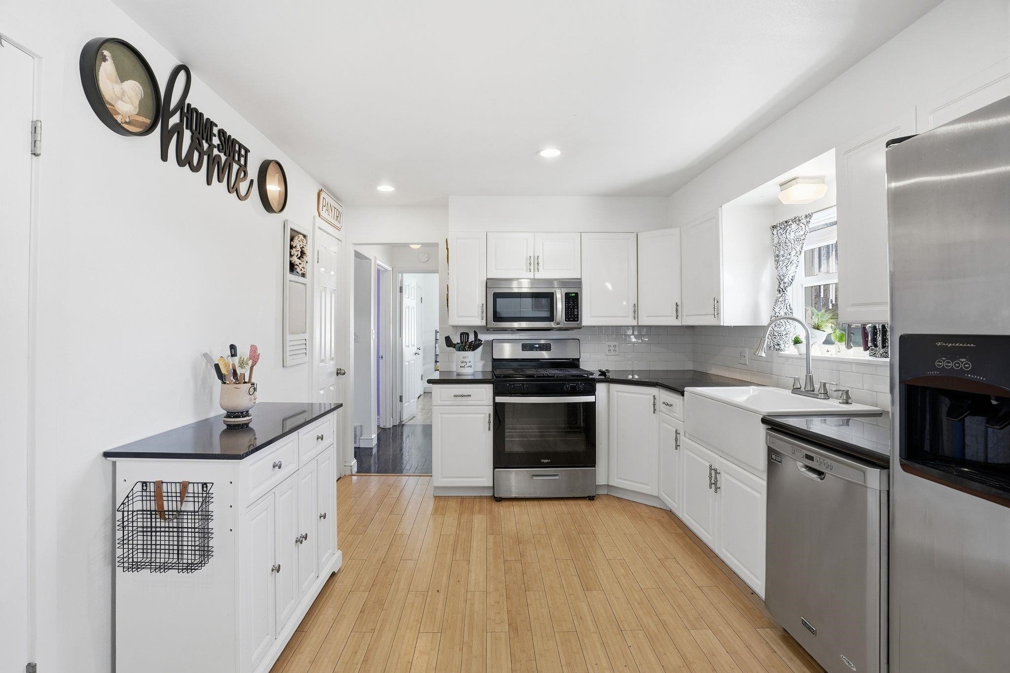 1108 N Willow Rd - Photo 9