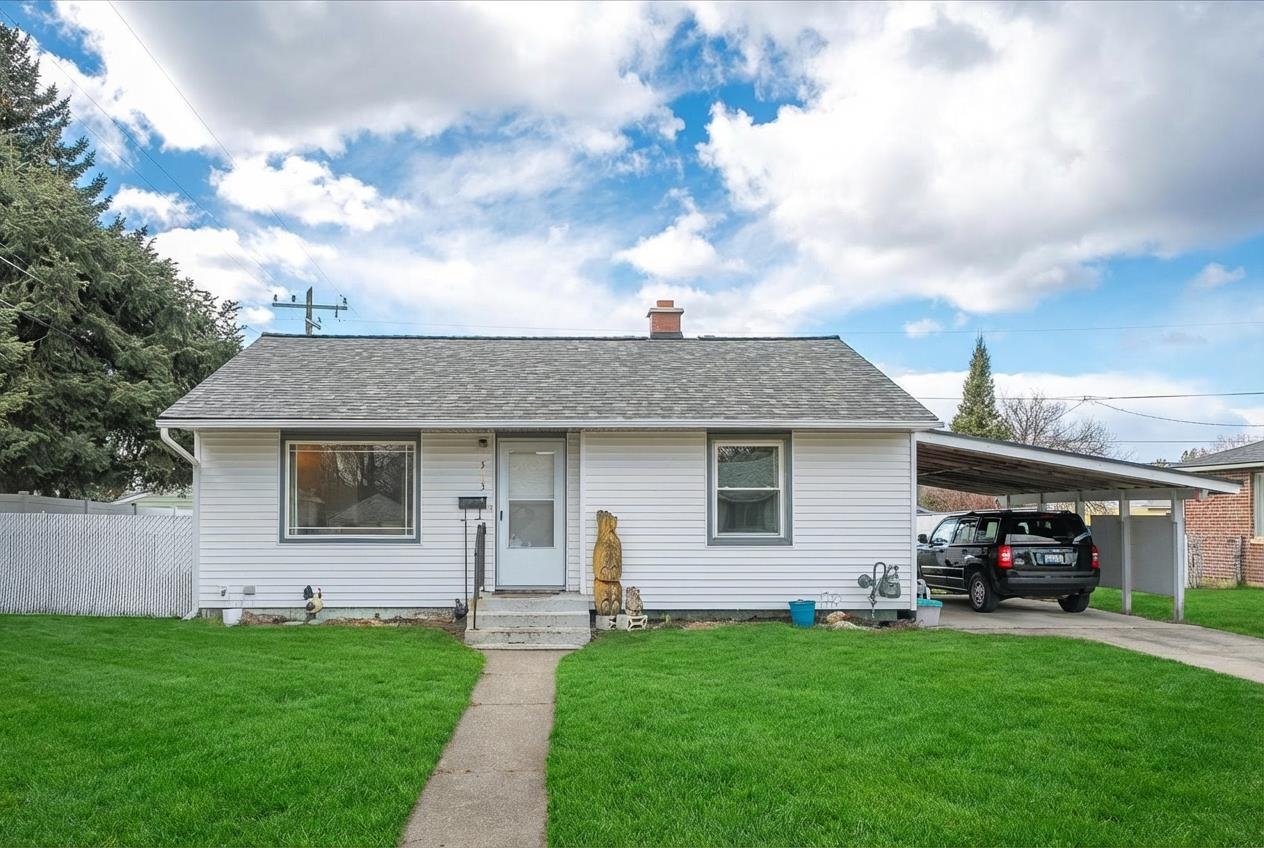 5703 N D St - Photo 1