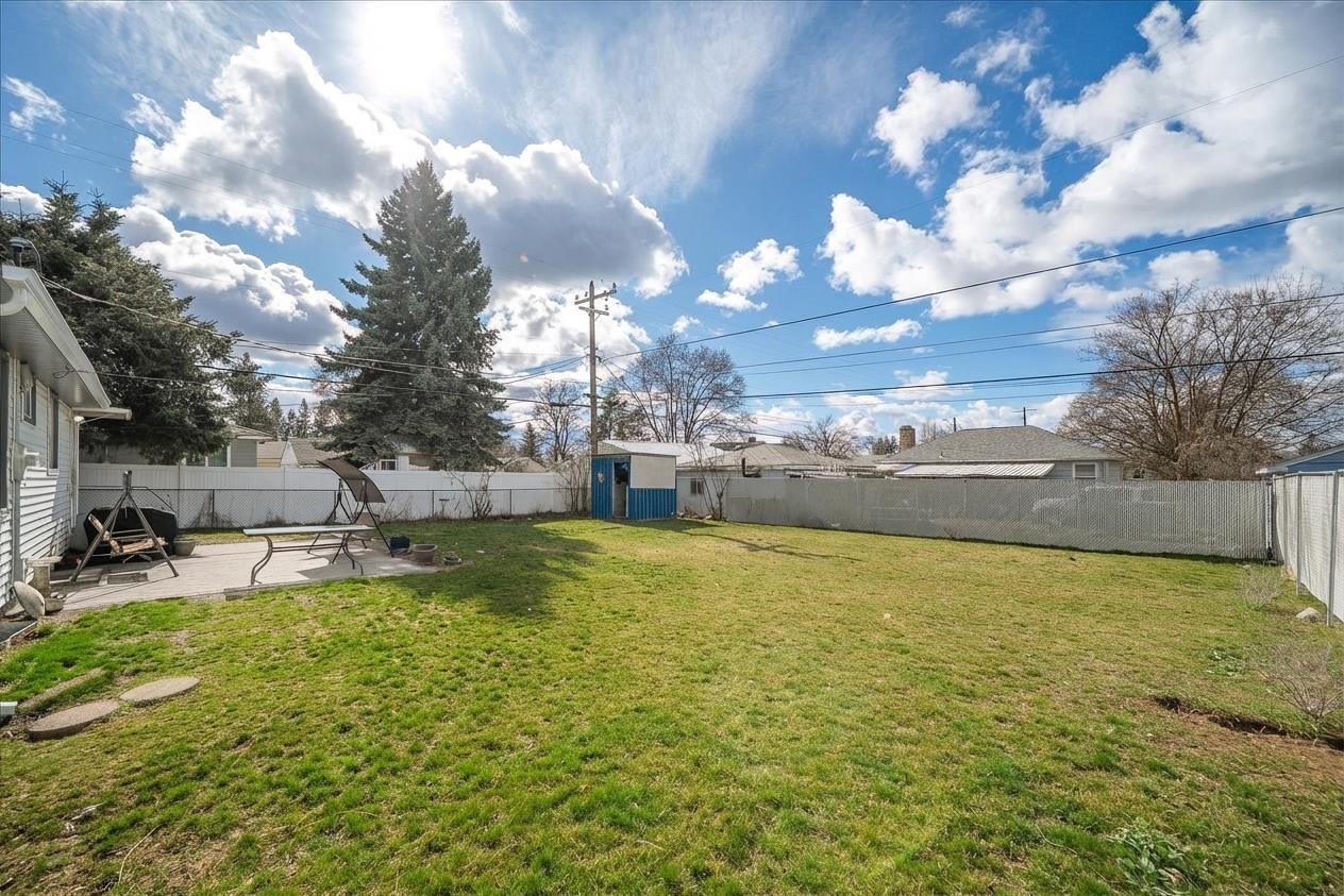 5703 N D St - Photo 10