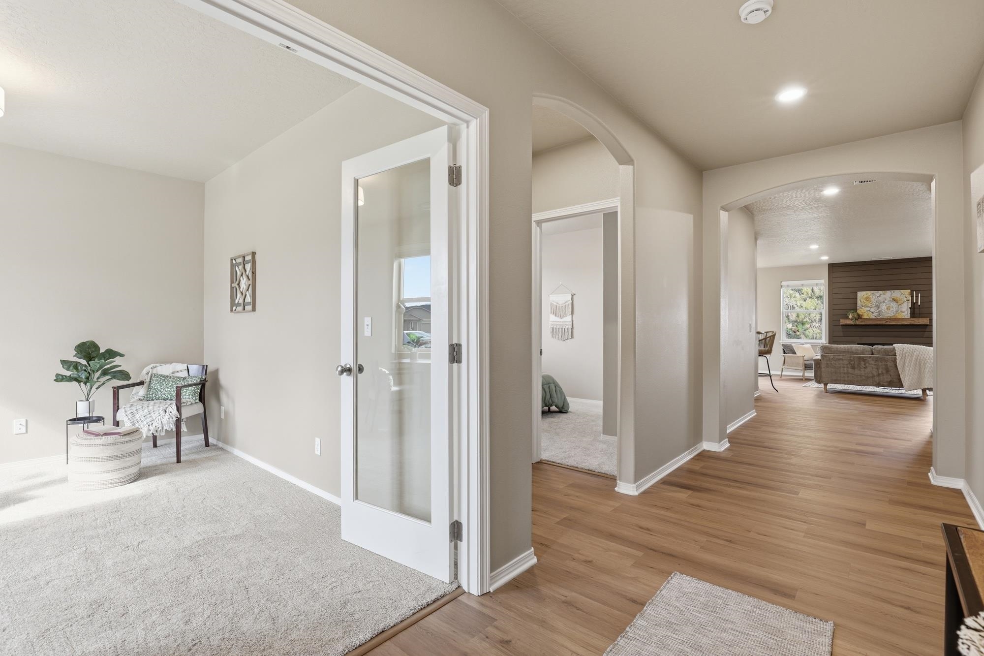 4605 E 22nd Ct - Photo 5
