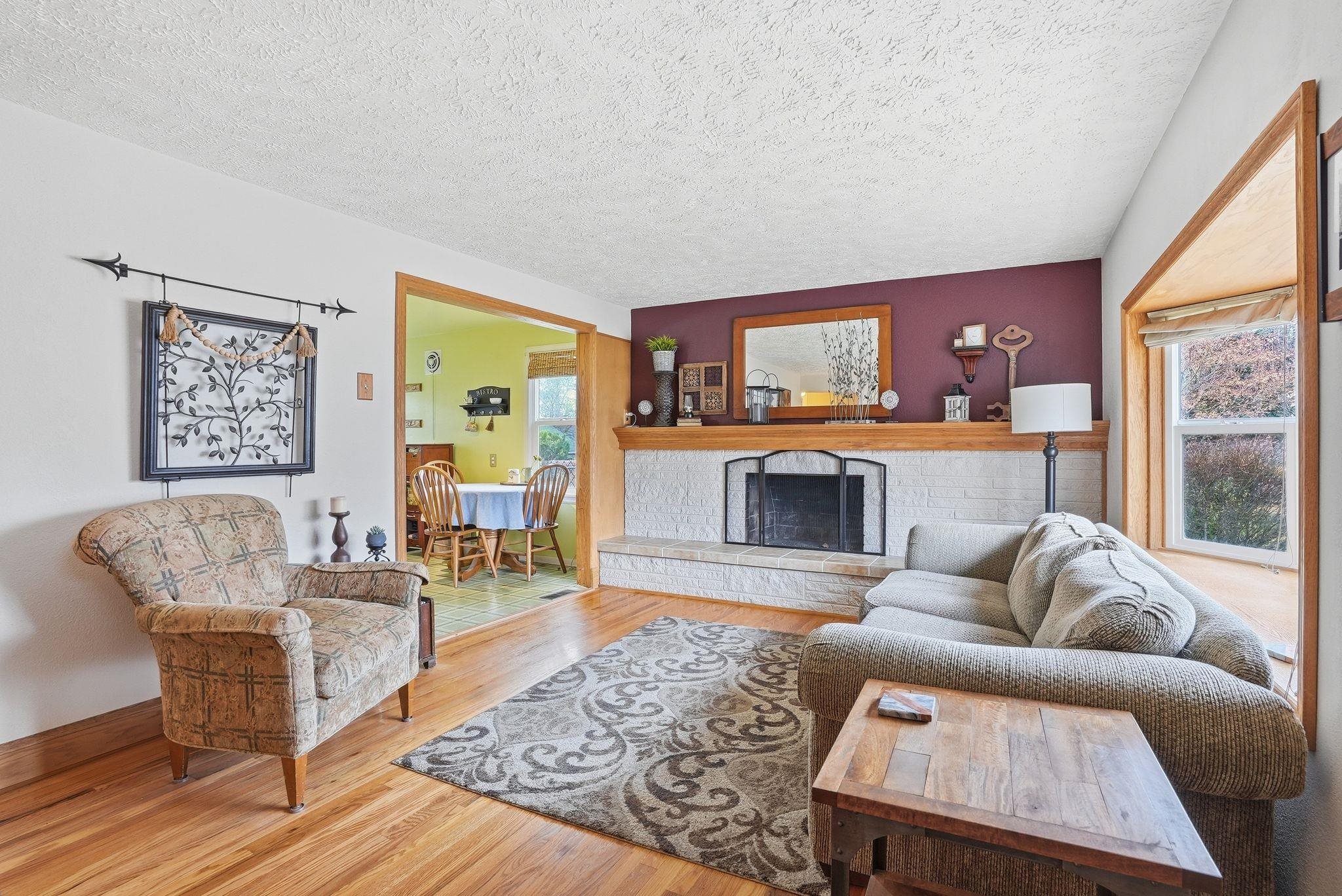3607 W Rockwell Ave - Photo 2