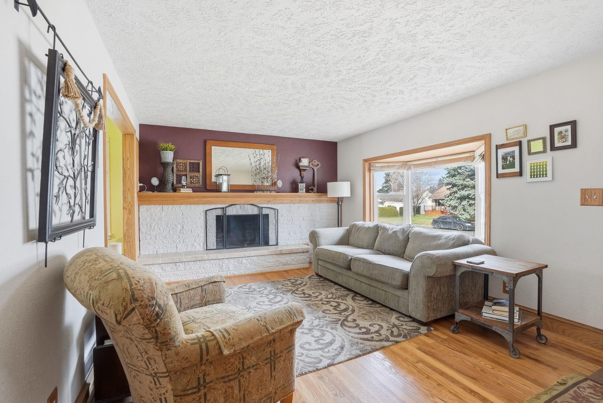 3607 W Rockwell Ave - Photo 3