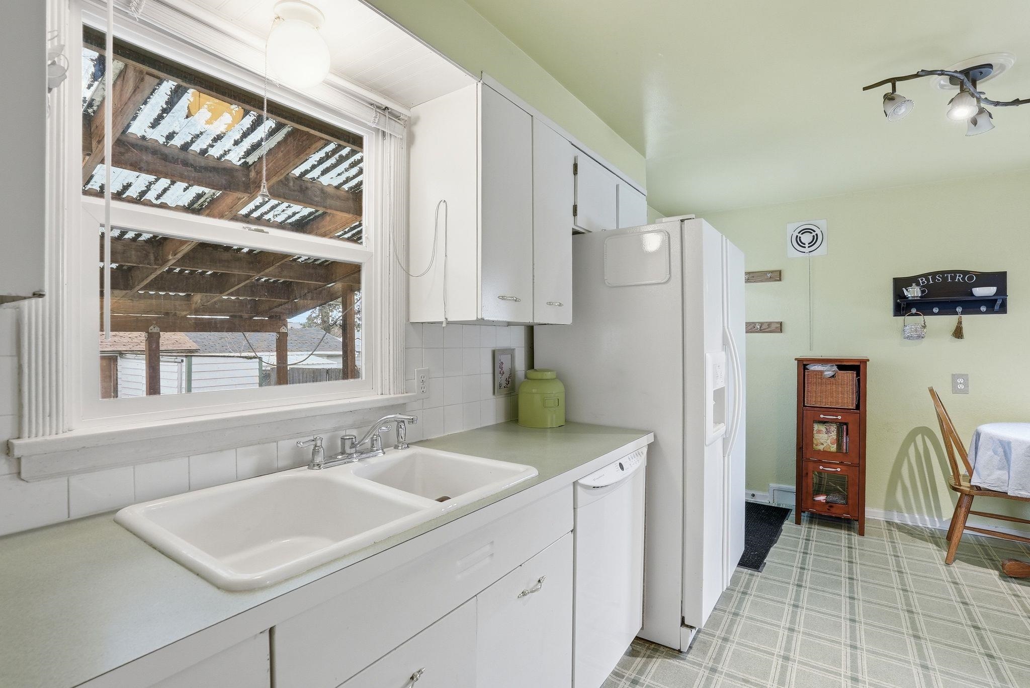 3607 W Rockwell Ave - Photo 9