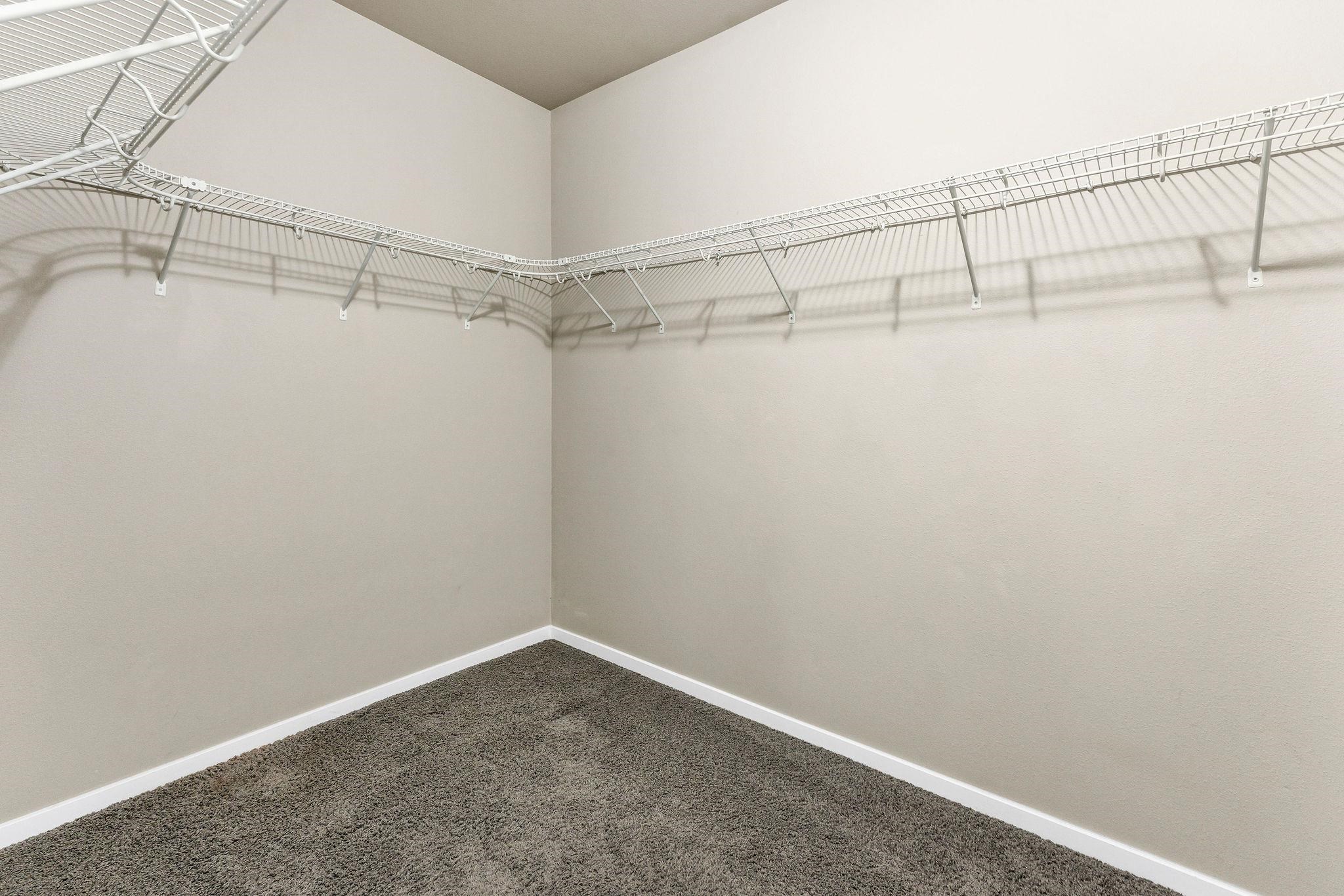 2121 W Bridge Ave - Photo 15