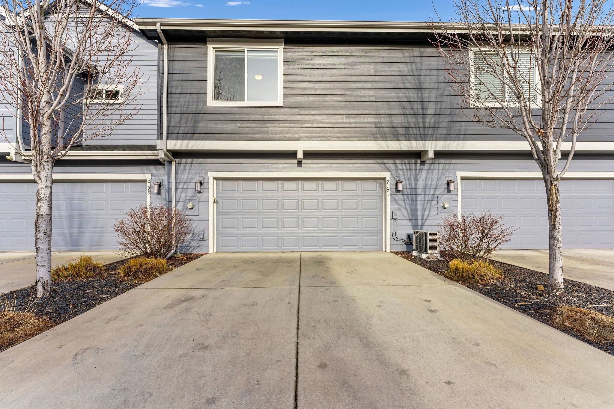 2121 W Bridge Ave - Photo 23