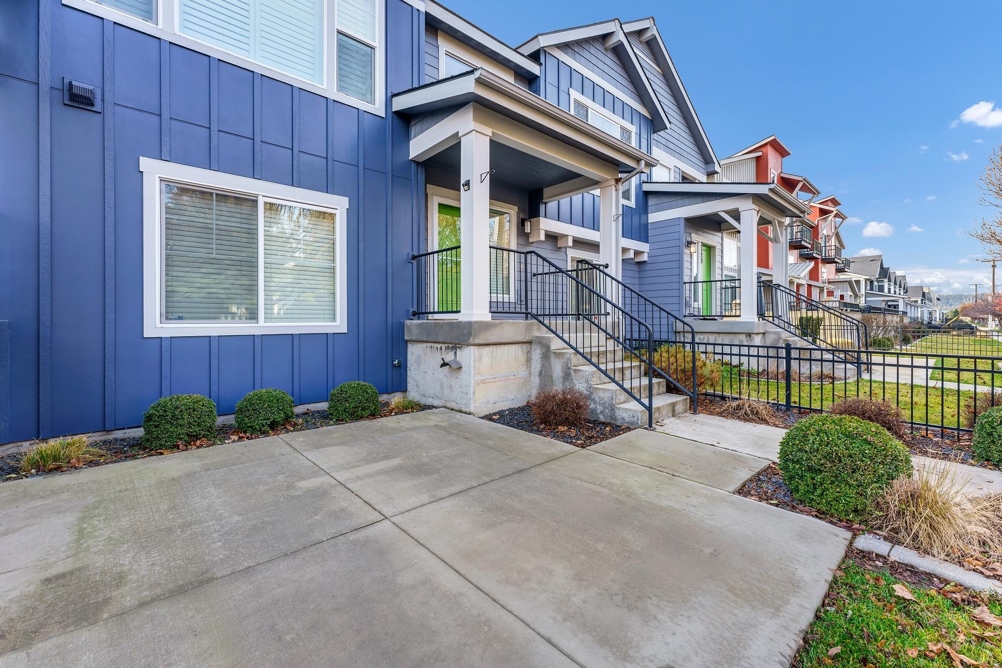 2121 W Bridge Ave - Photo 29
